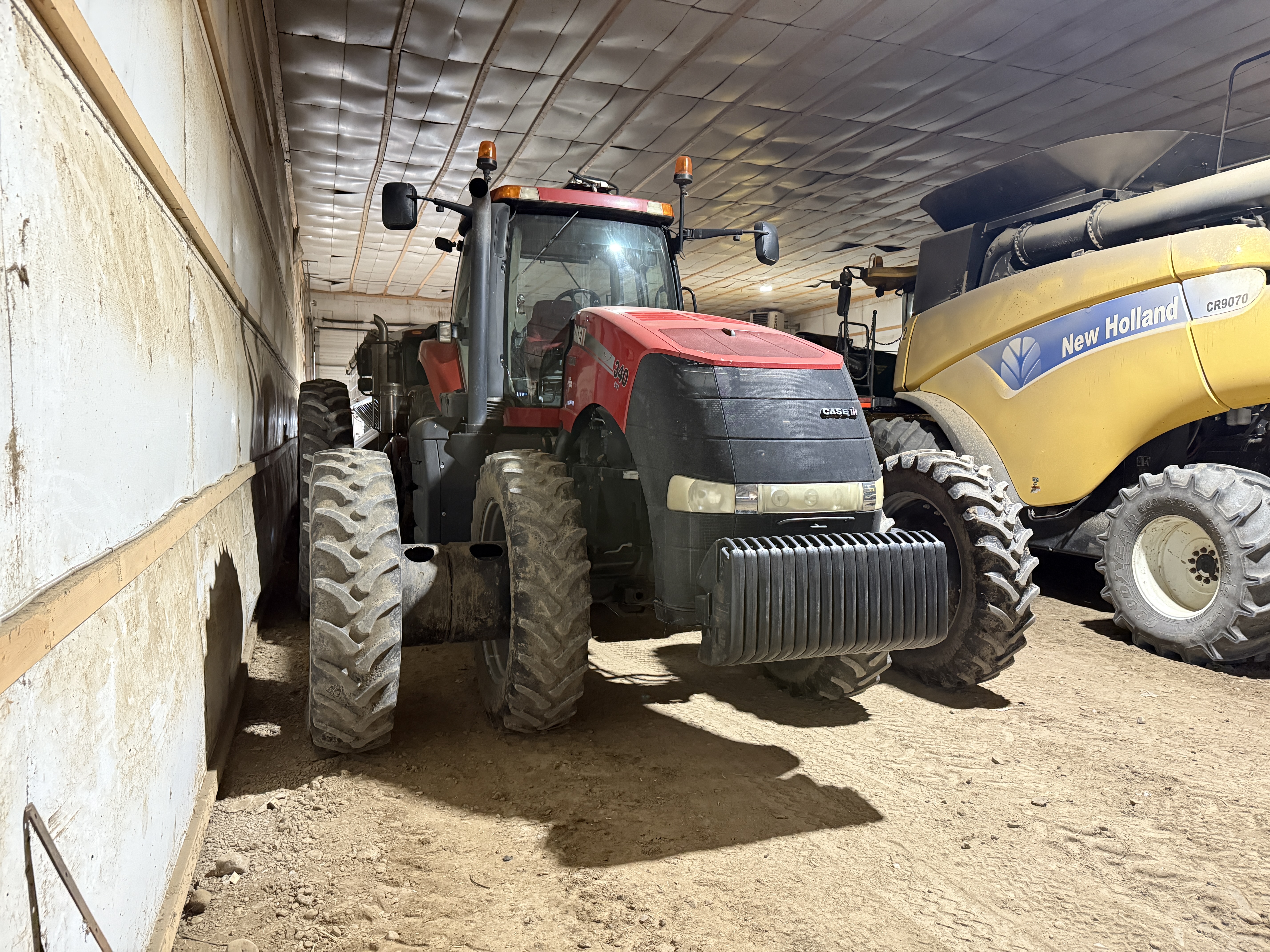 Case Magnum 340 Tractor