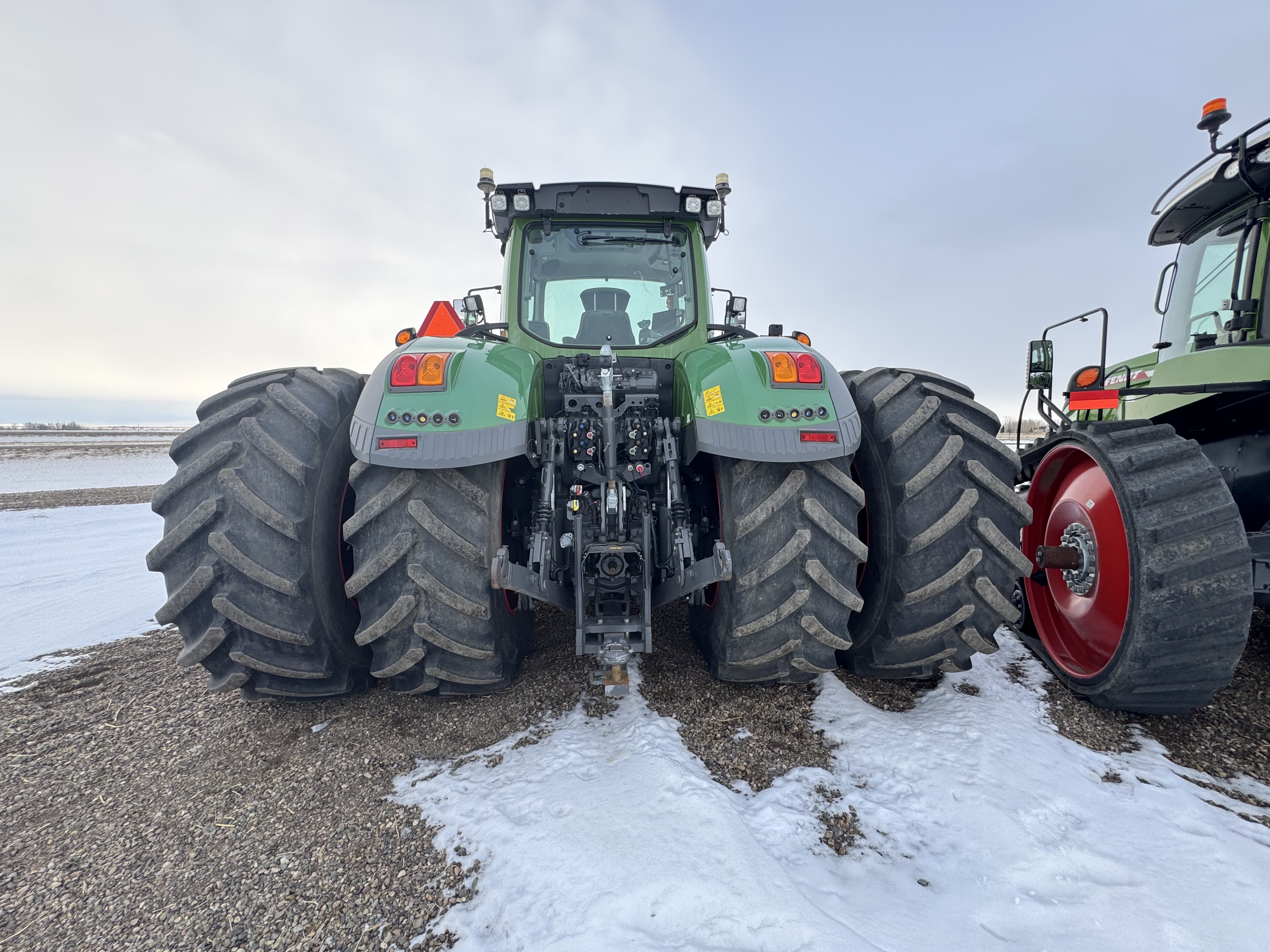 Fendt 1042 Tractor
