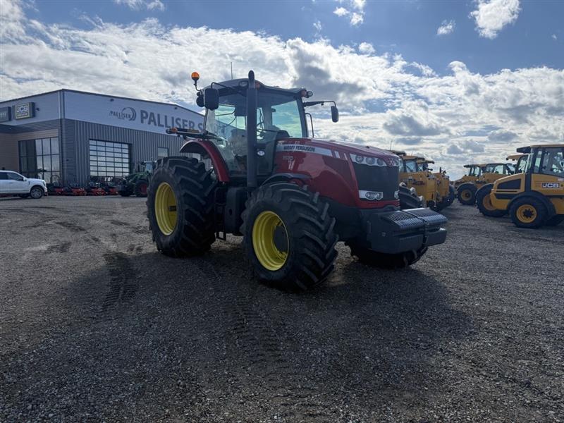 2009 Massey Ferguson 8680 Tractor