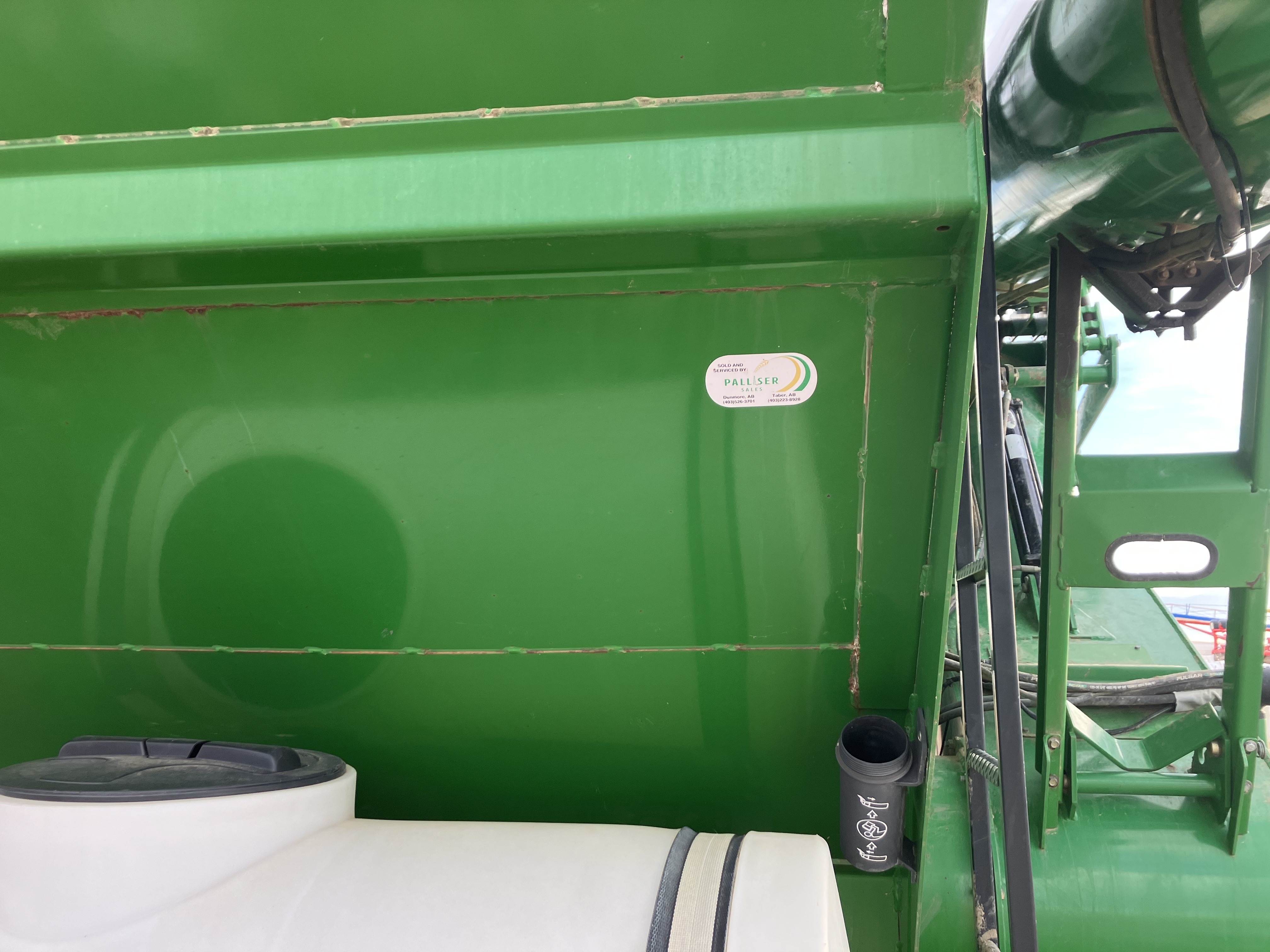 Unverferth 1100 Grain Cart