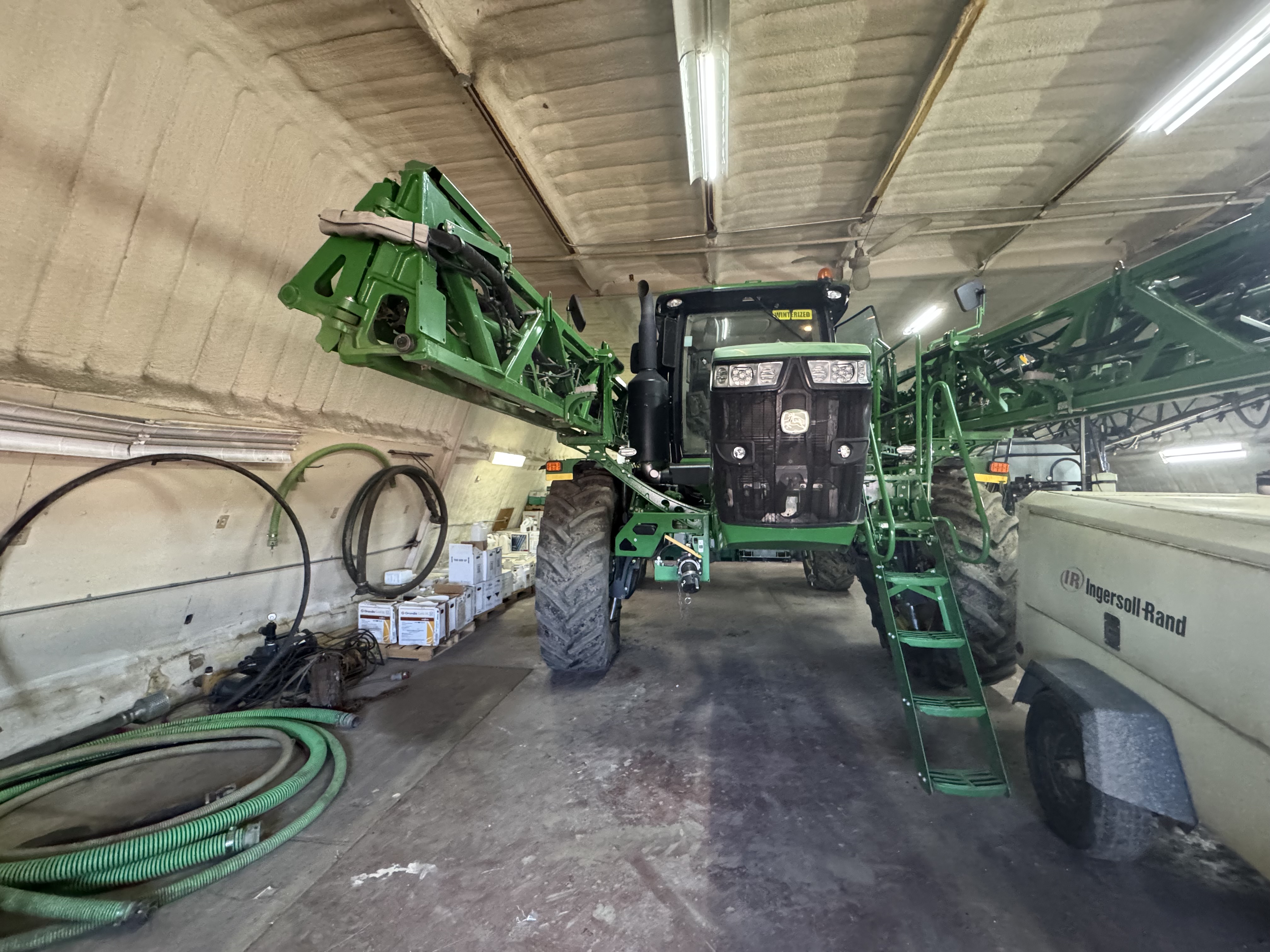 2017 John Deere R4045 Sprayer/High Clearance