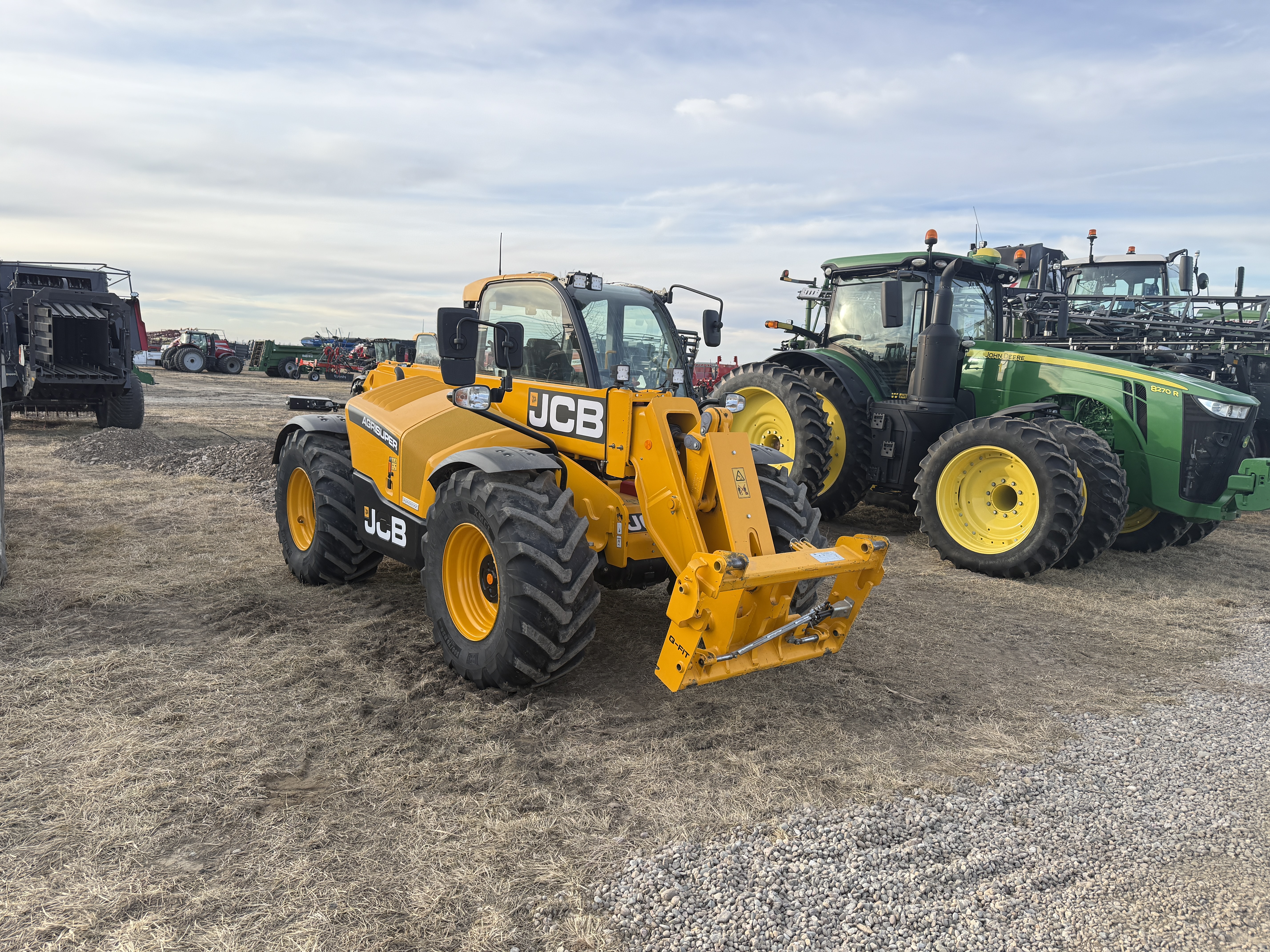 2022 JCB 542-70 TeleHandler