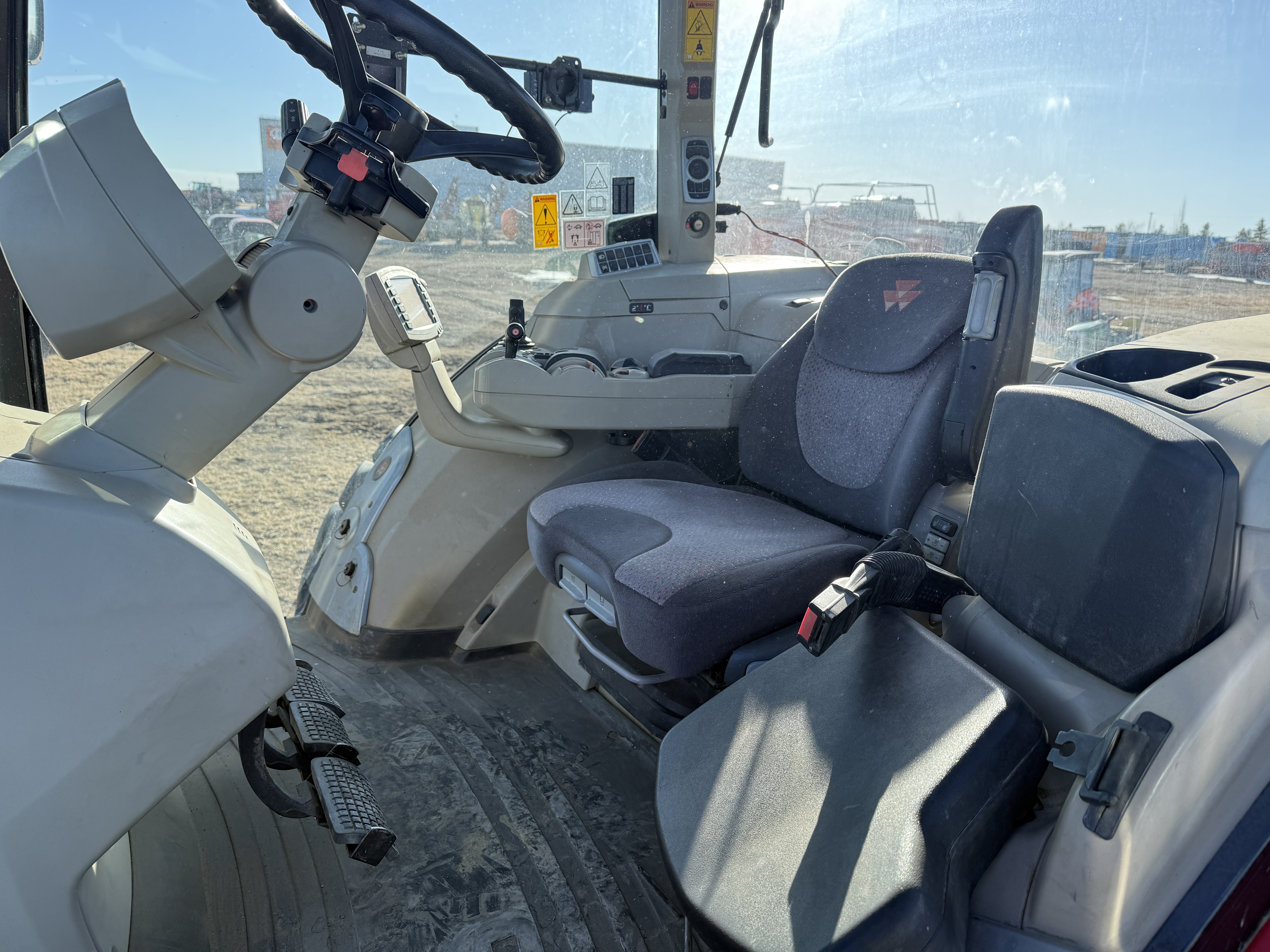 2013 Massey Ferguson 8650 Tractor