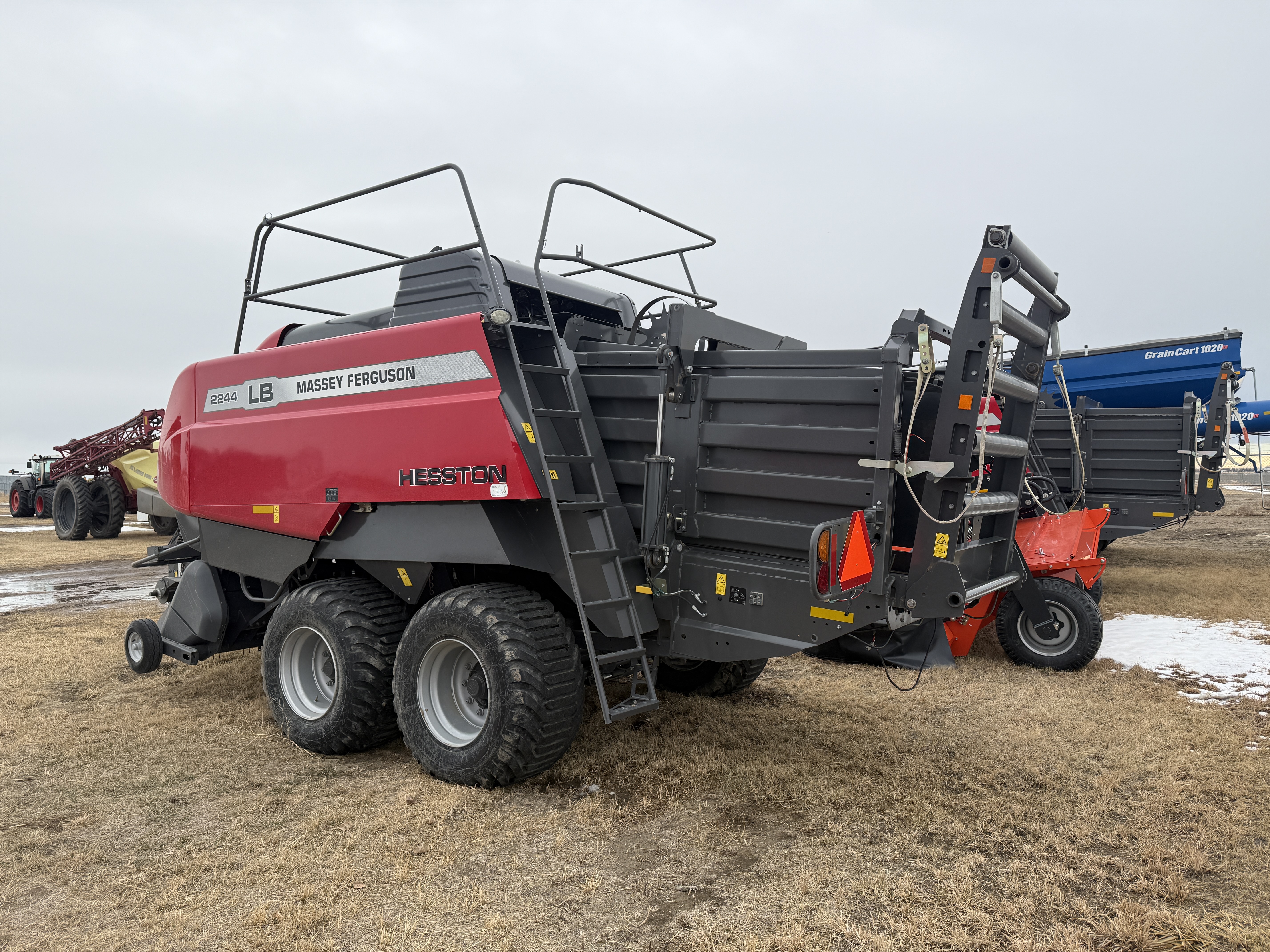 2024 Massey Ferguson LB2244 Baler/Square