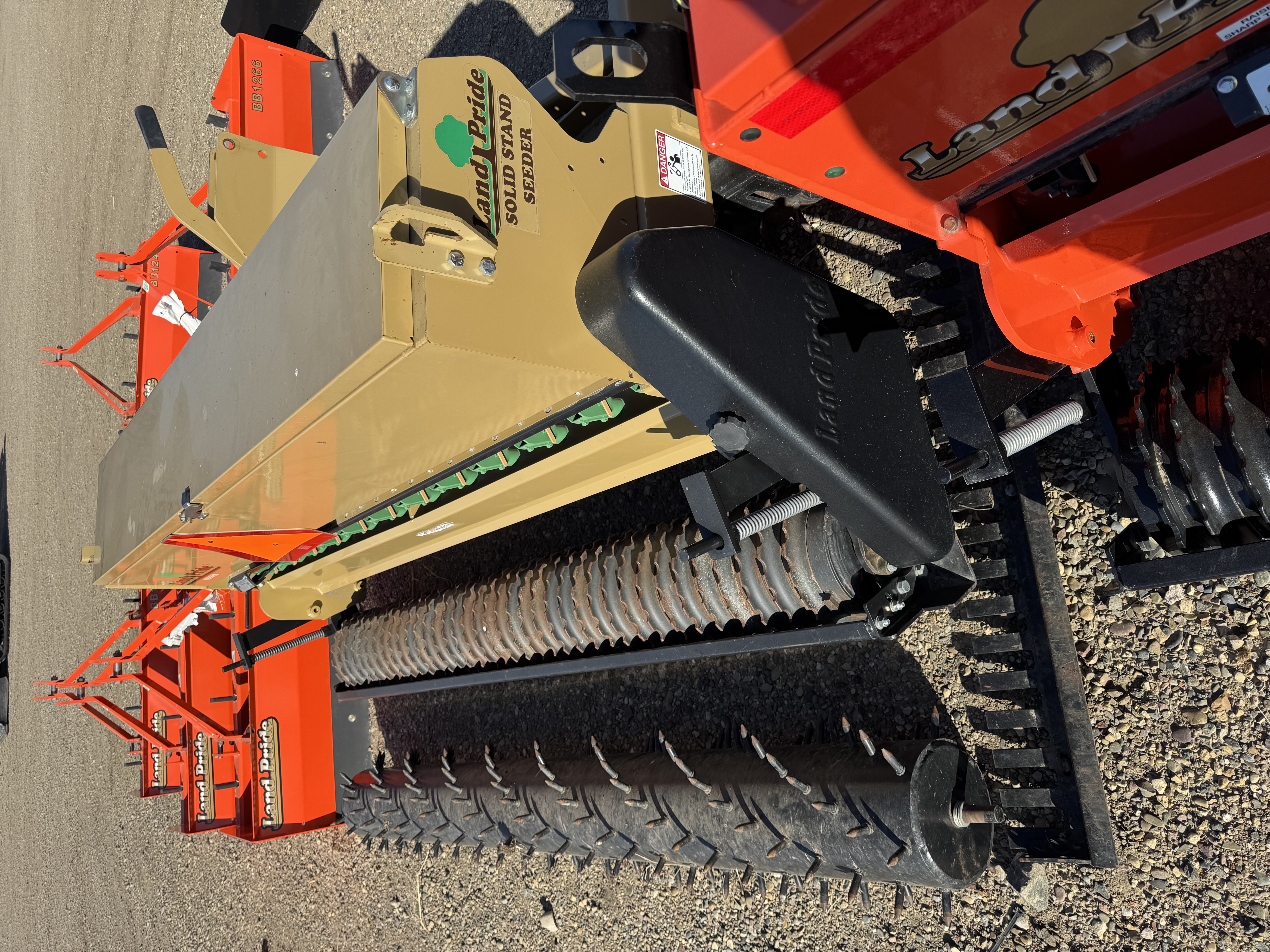 Land Pride APS1586 Seeder