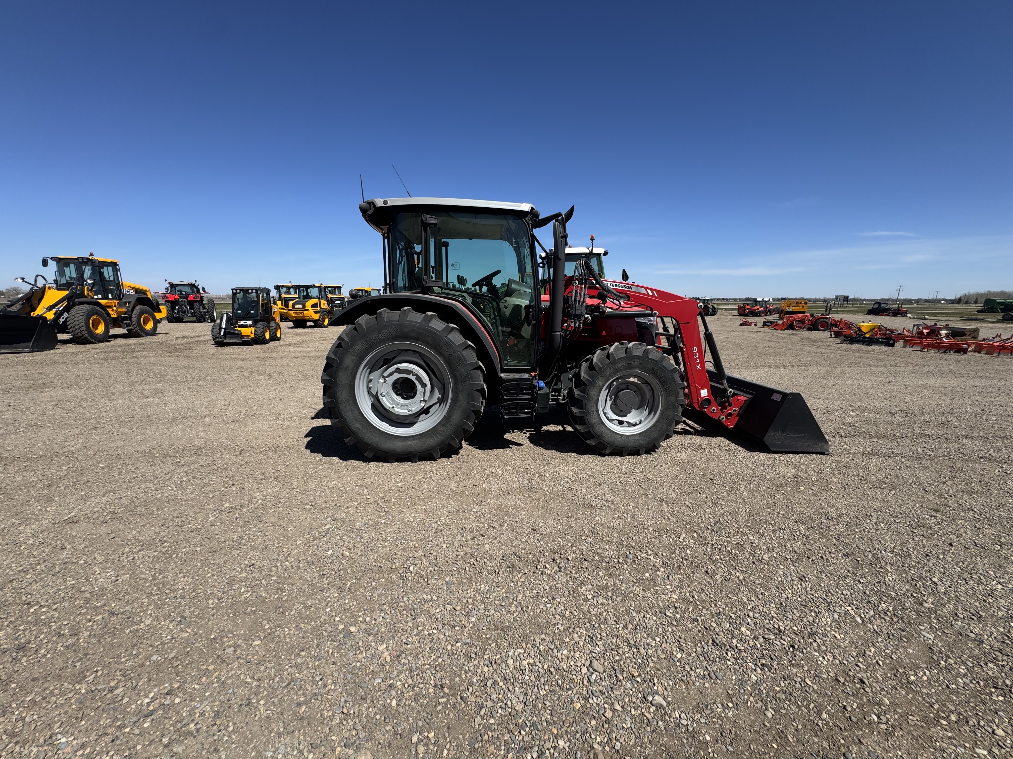 2020 Massey Ferguson 4710 Tractor