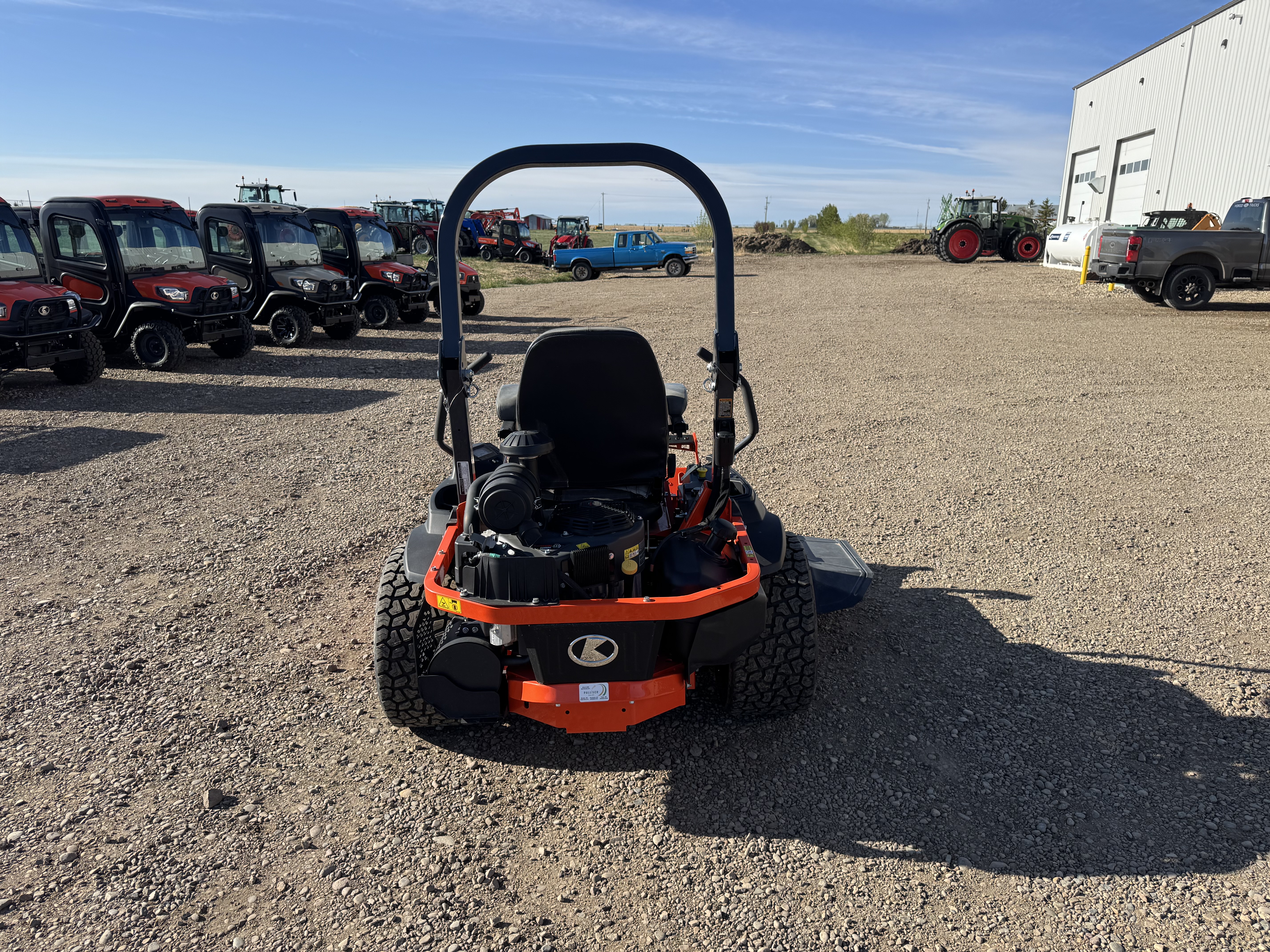 2023 Kubota Z700-3 Mower/Zero Turn