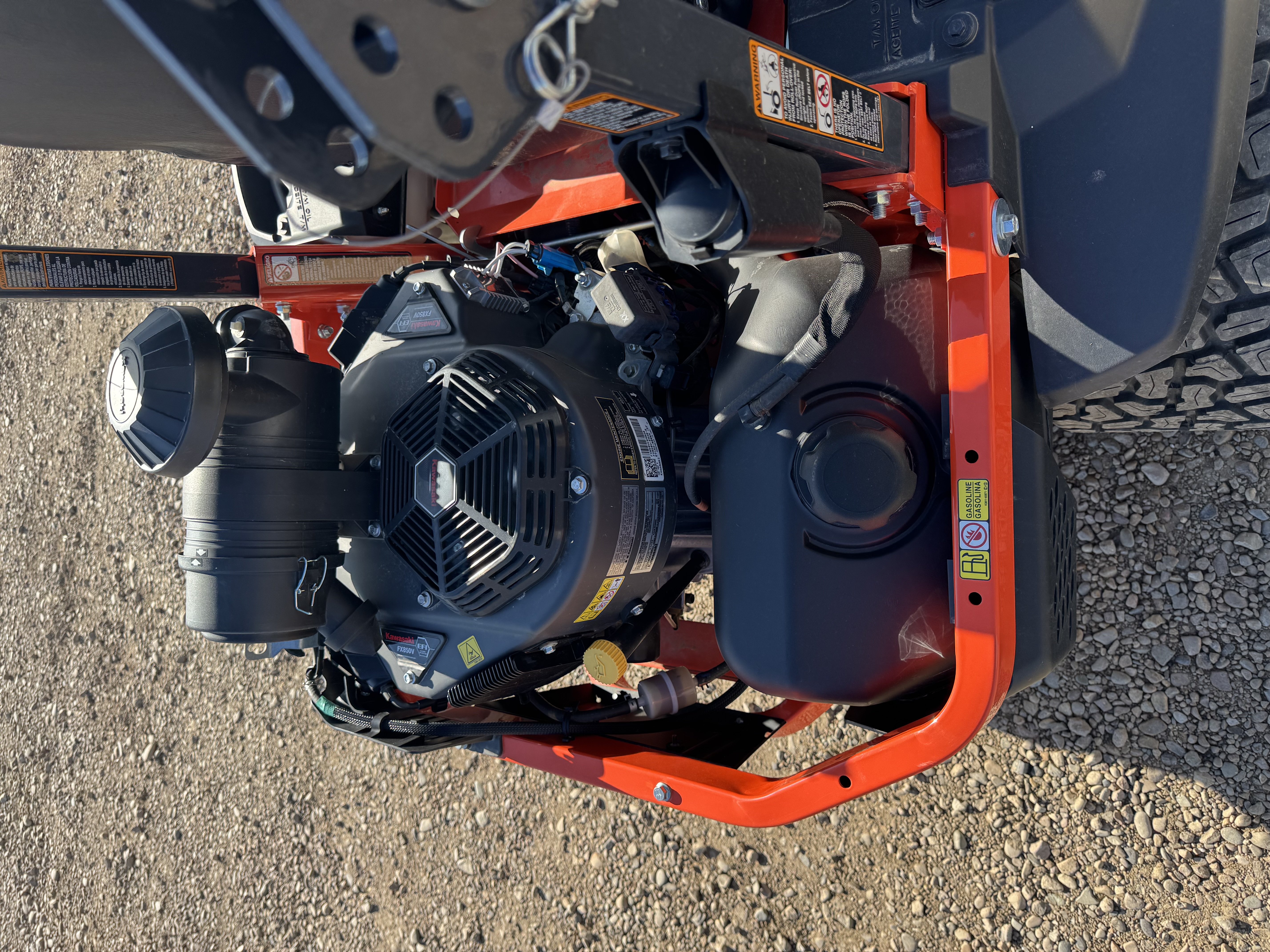2023 Kubota Z700-3 Mower/Zero Turn