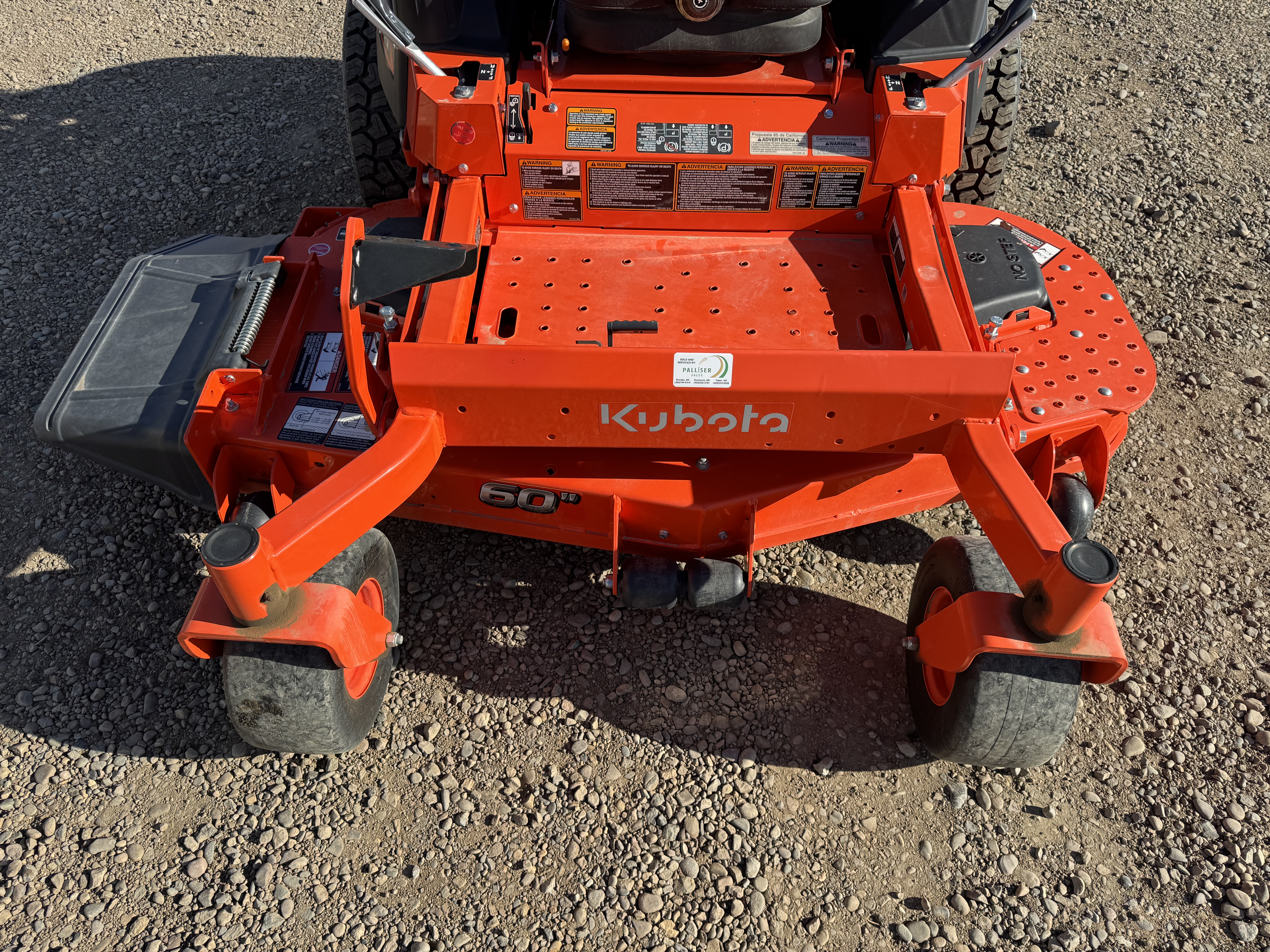 2023 Kubota Z700-3 Mower/Zero Turn