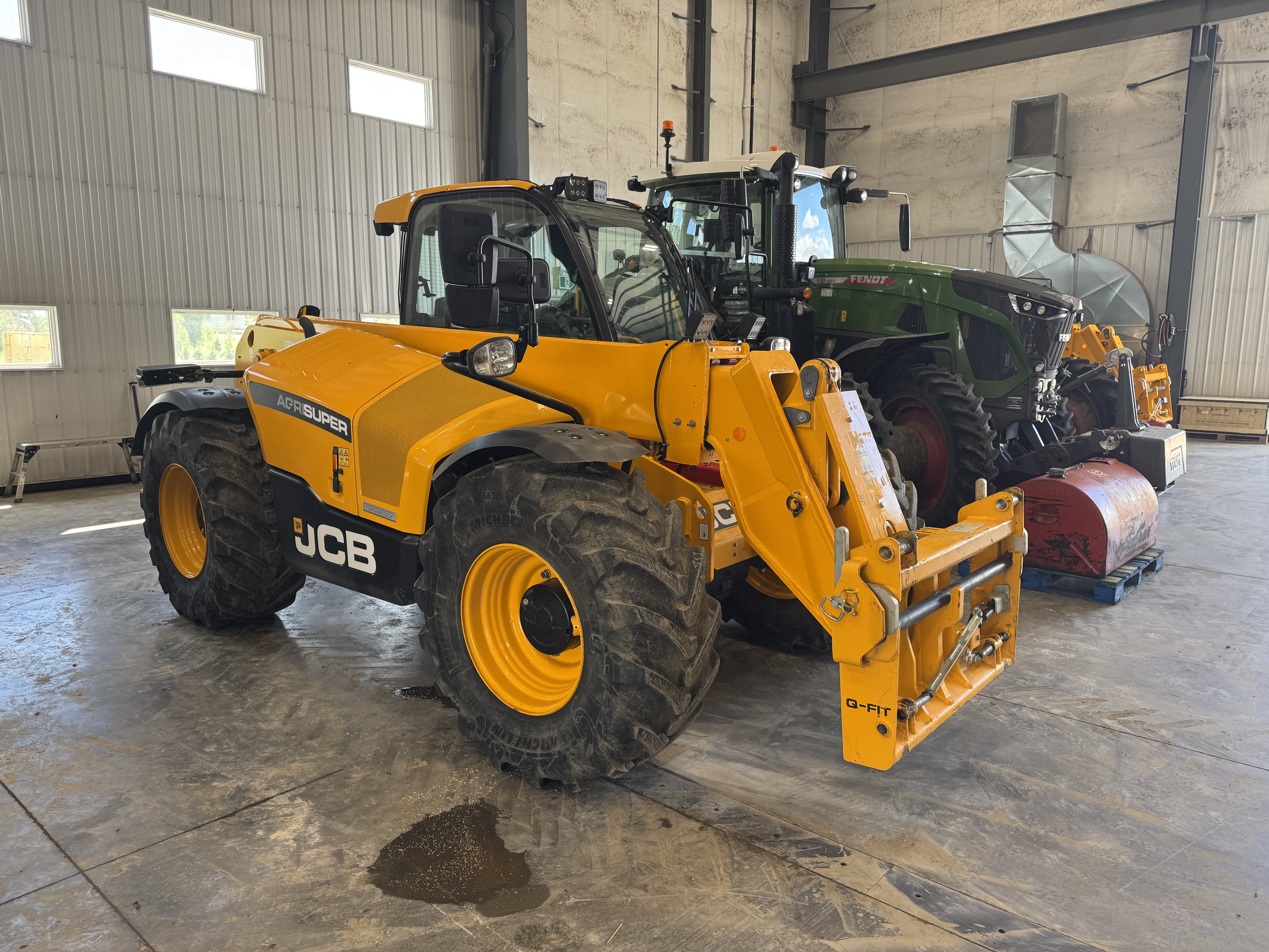 2023 JCB 542-70 TeleHandler