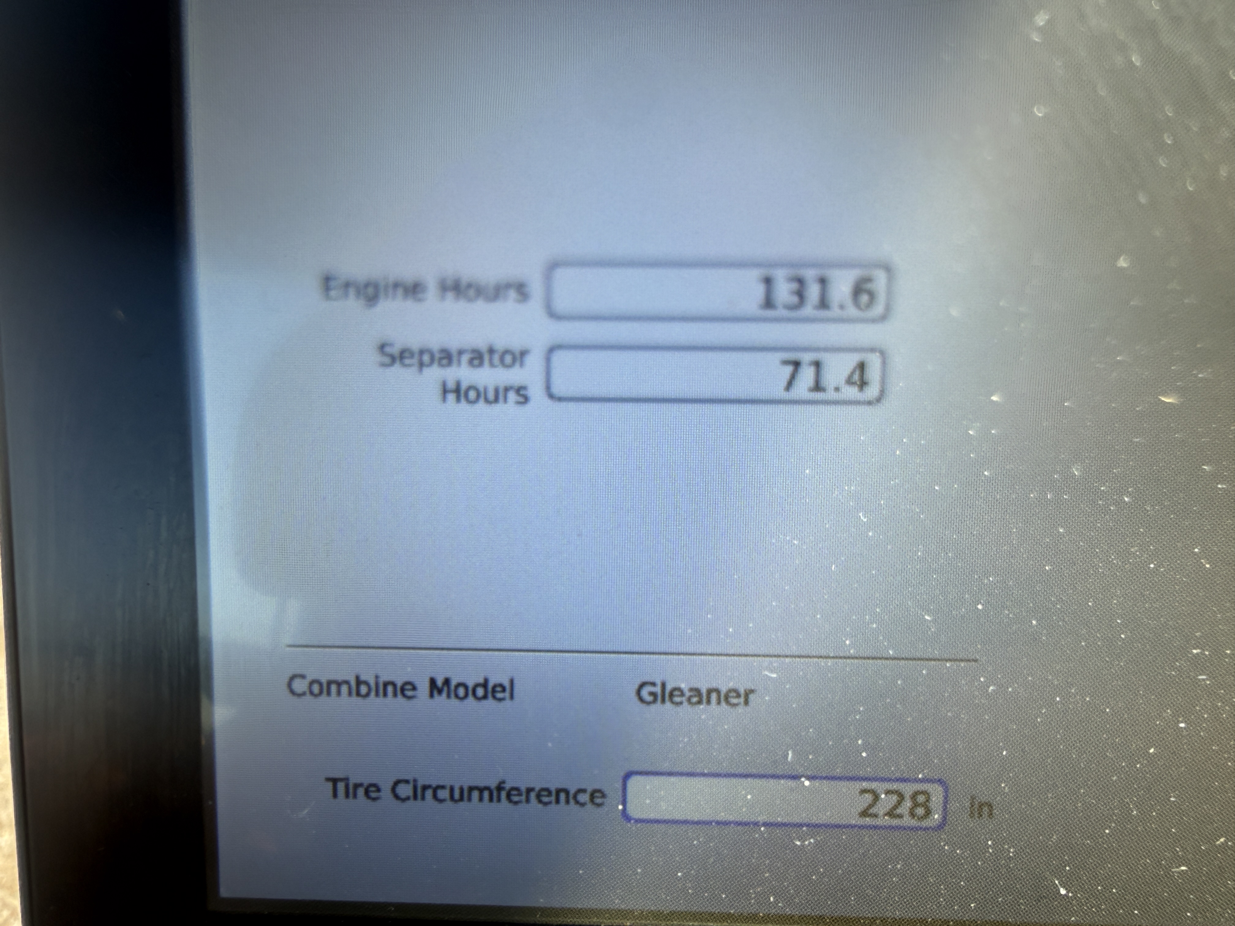 2024 Gleaner GLS98 Combine