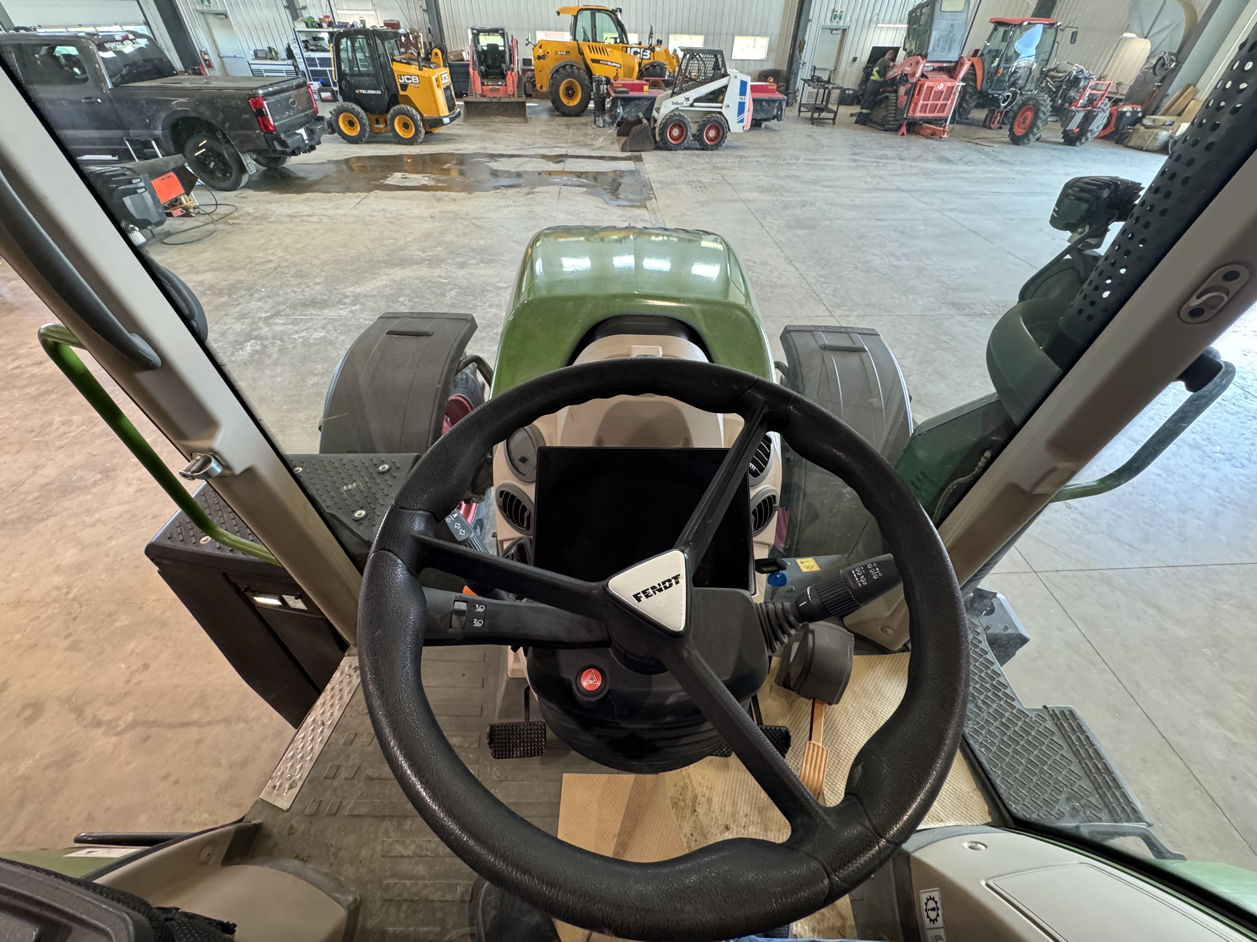 2022 Fendt 724 Gen6 Tractor