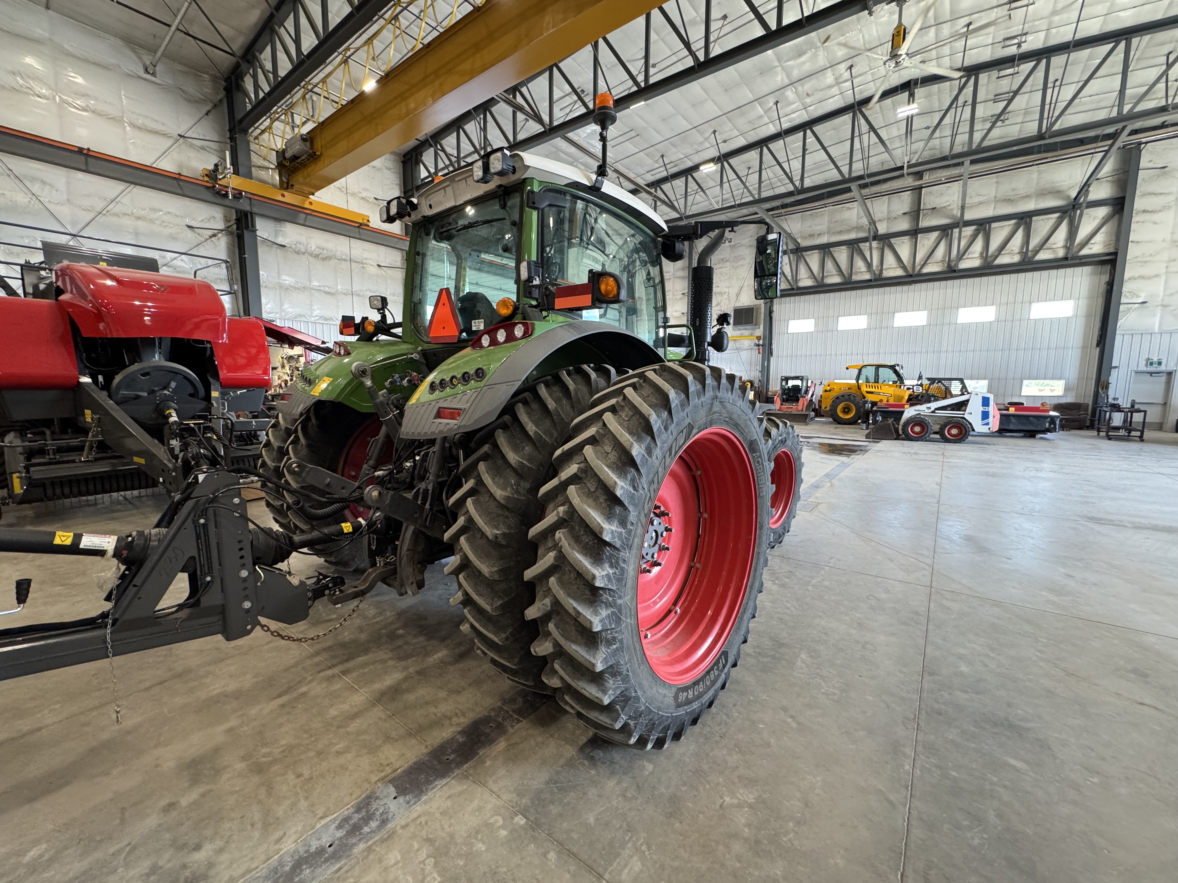2022 Fendt 724 Gen6 Tractor