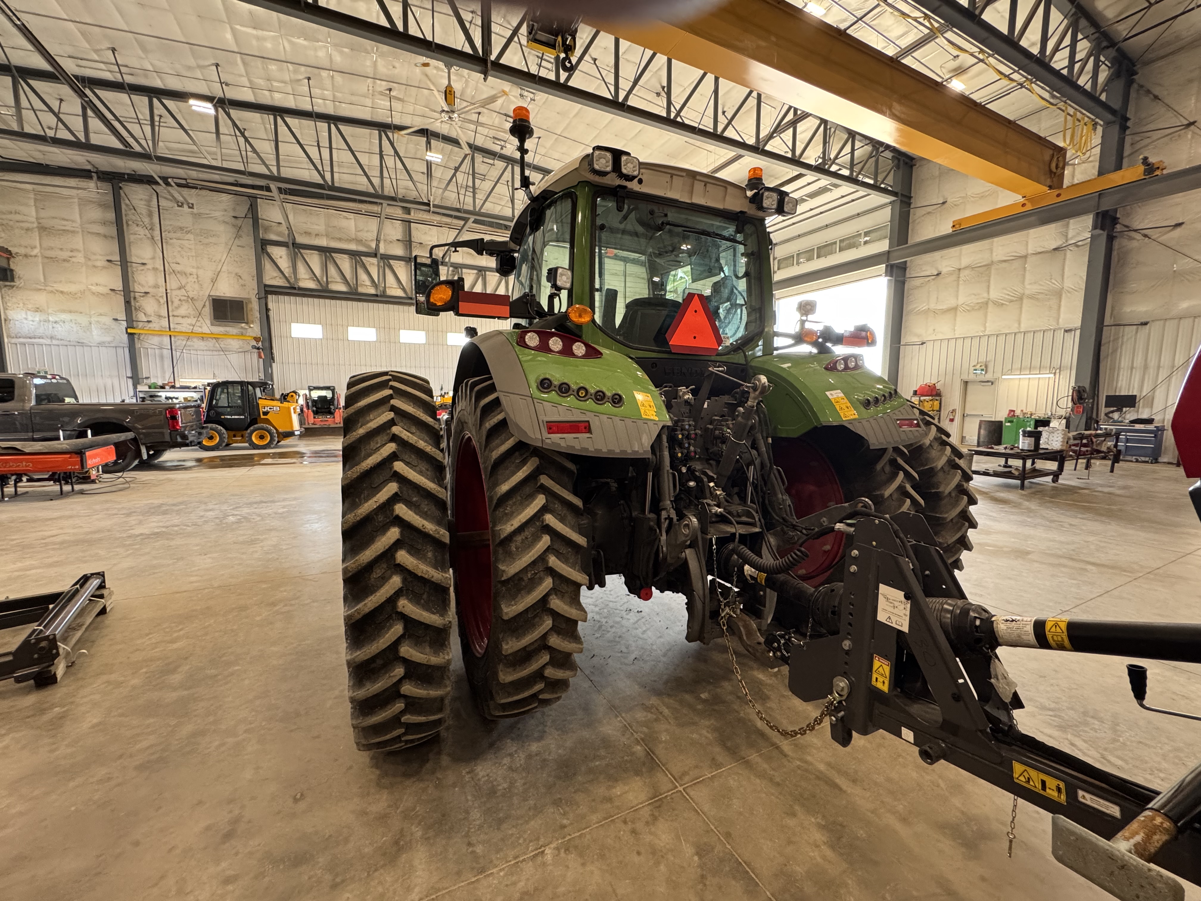 2022 Fendt 724 Gen6 Tractor