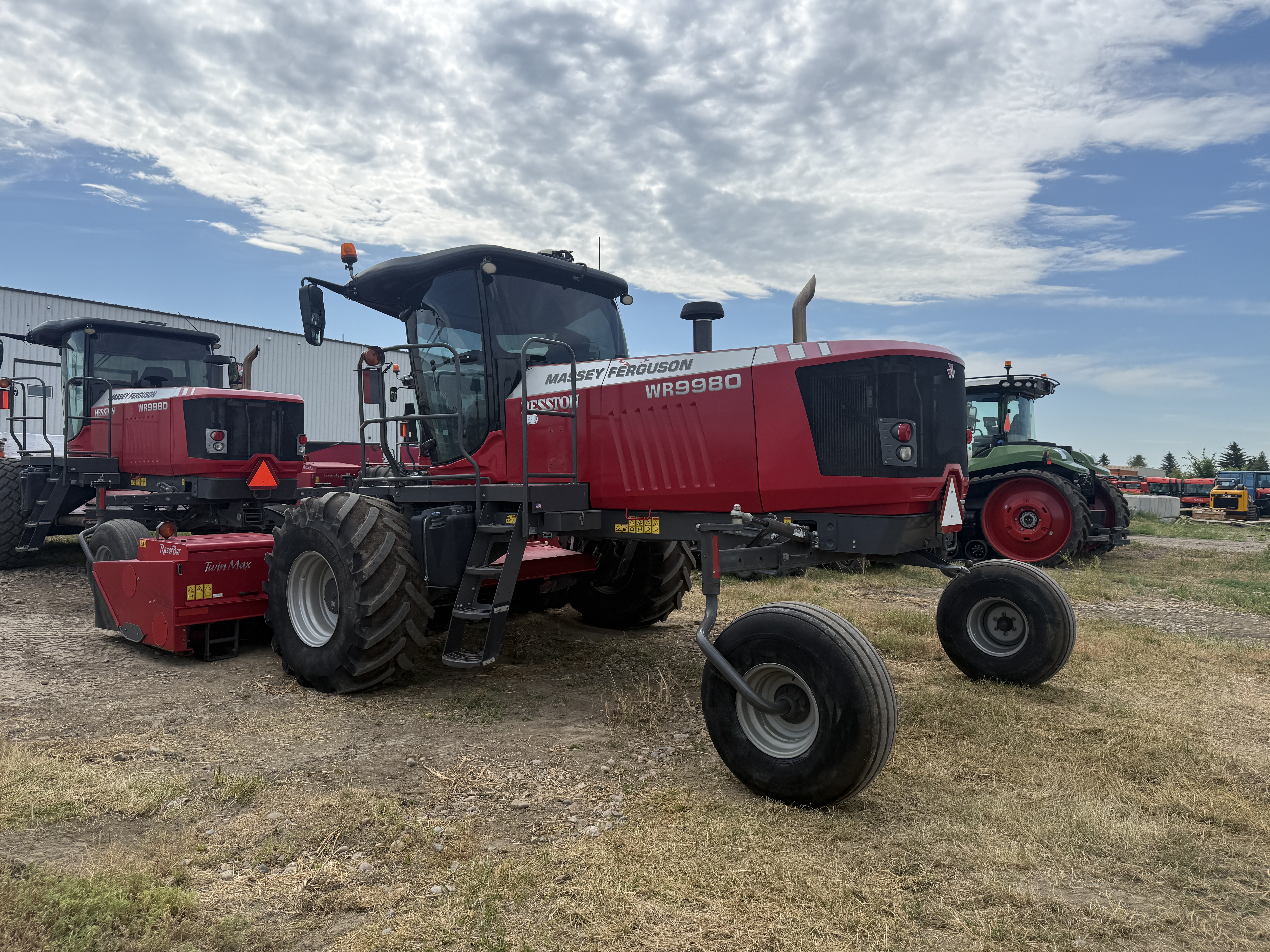 Massey Ferguson WR9980 Windrower