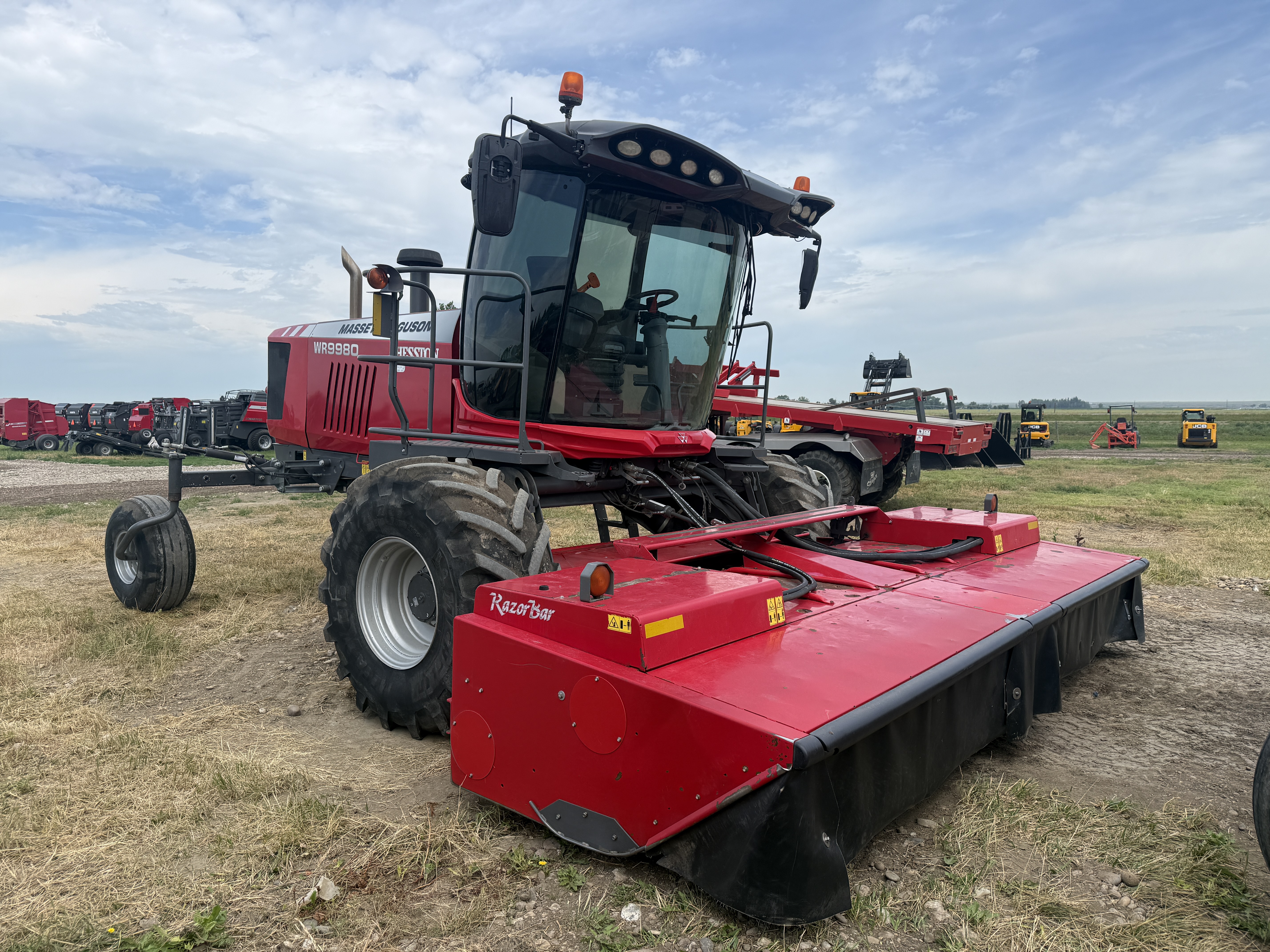 Massey Ferguson WR9980 Windrower