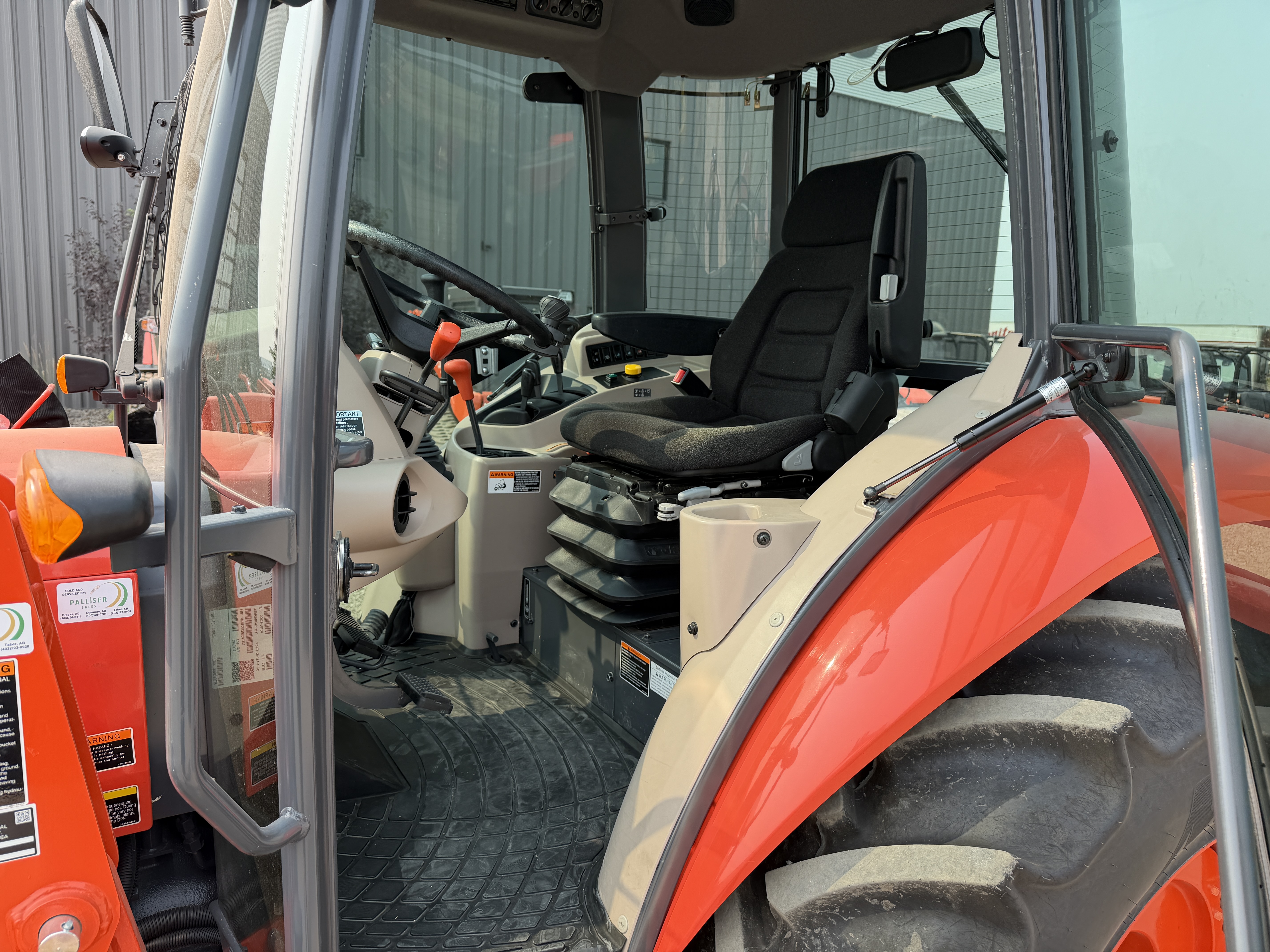 2022 Kubota M7060HDCC12 Tractor