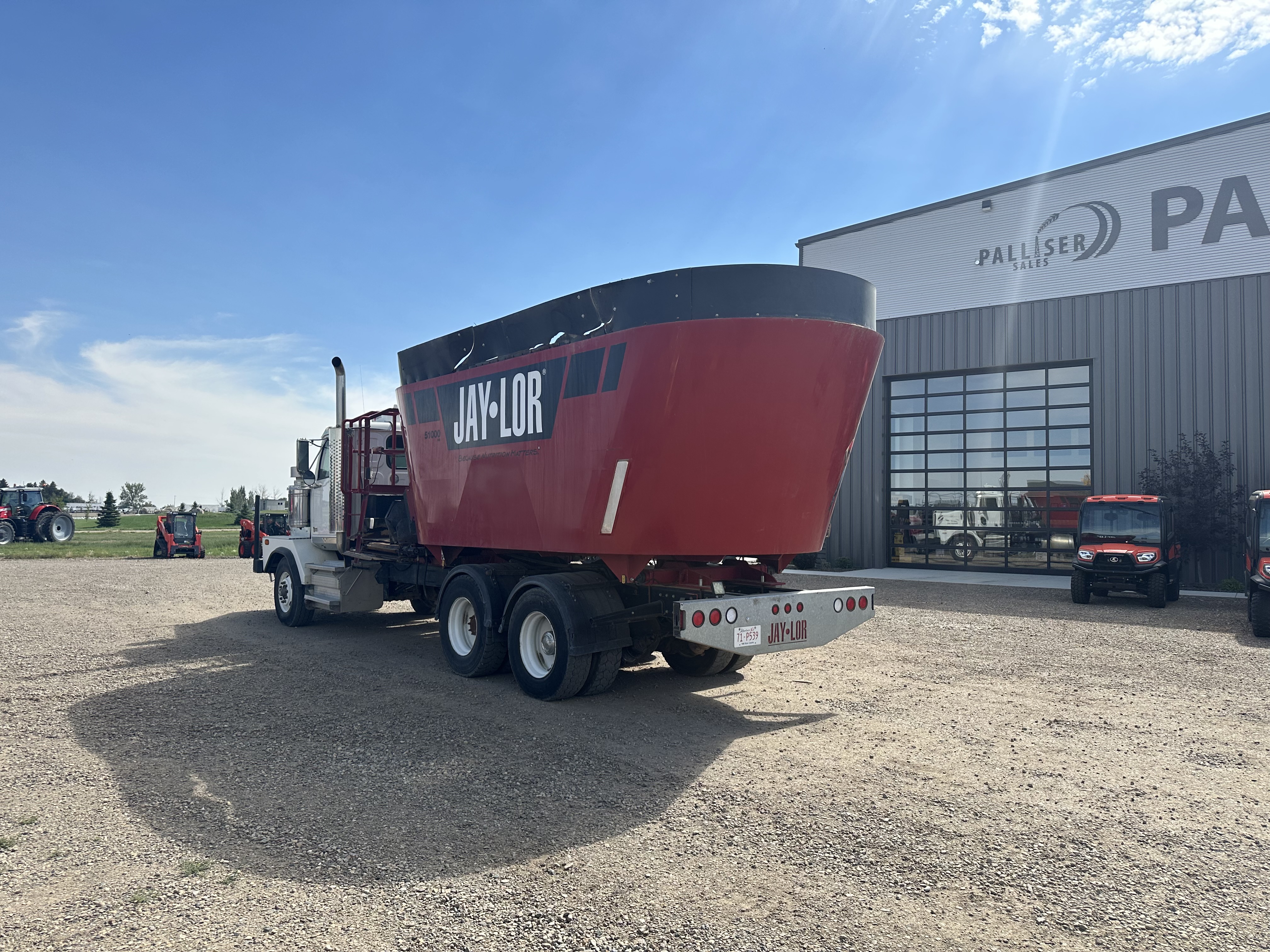 2018 Jay Lor 51000 Vertical Feed Mixer
