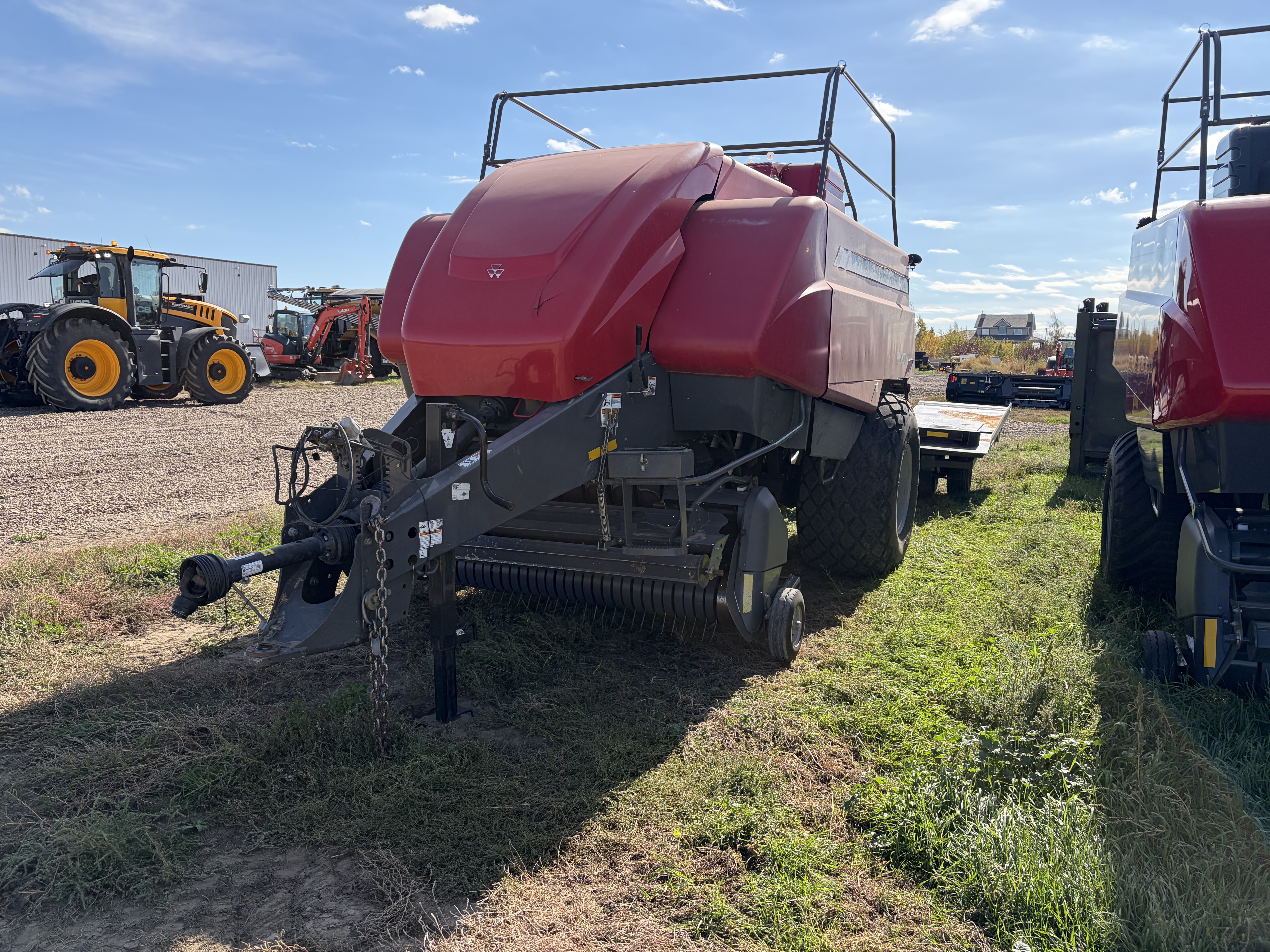 2011 Massey Ferguson 2190 Baler/Square