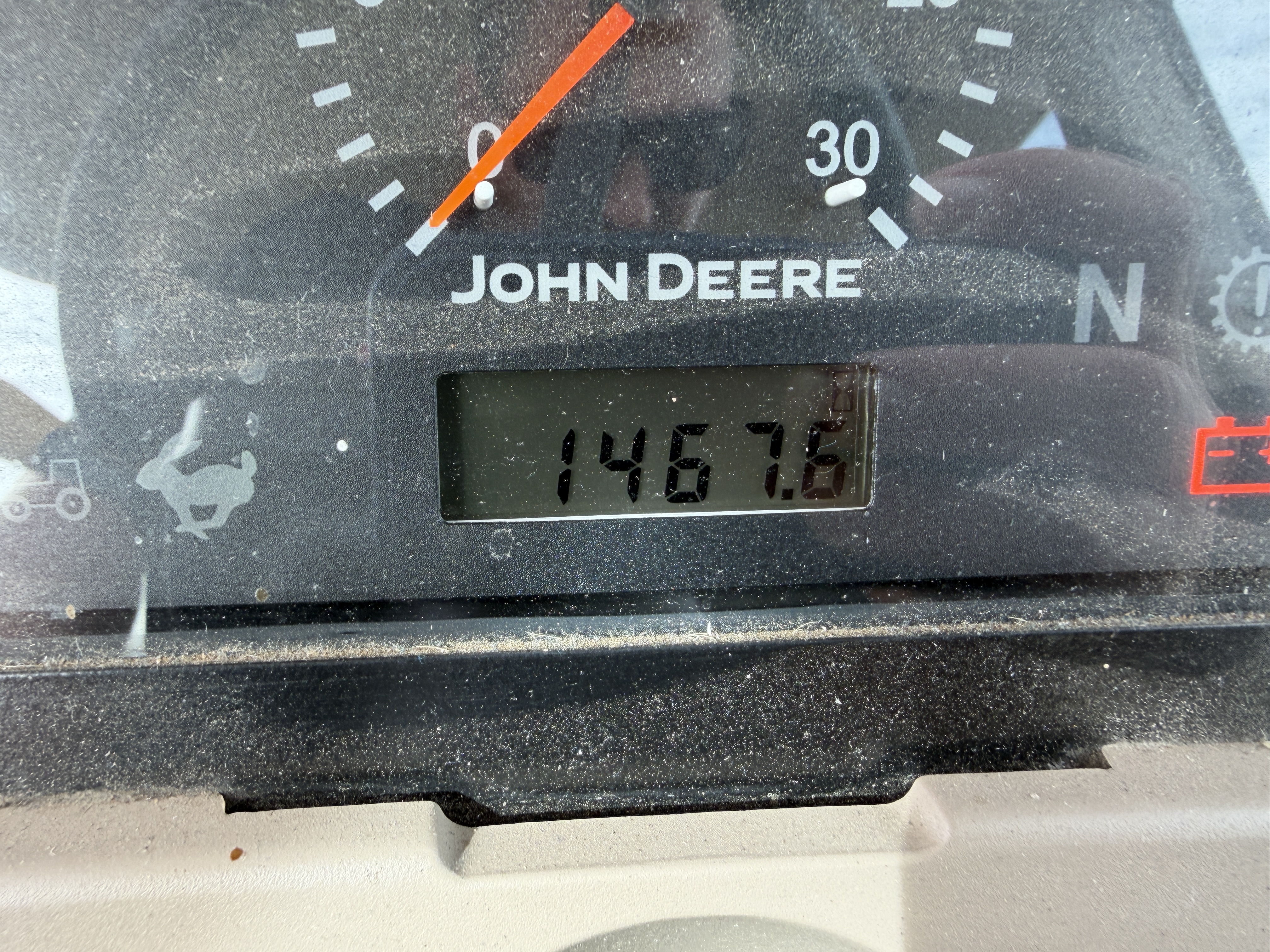 2011 John Deere 5093E Tractor
