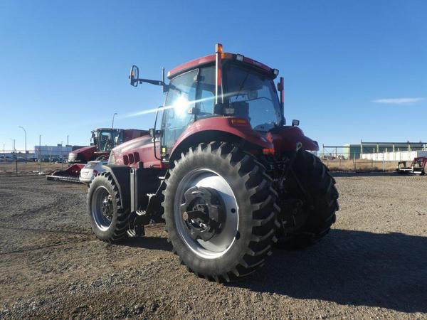 2011 Case MAG210 Tractor