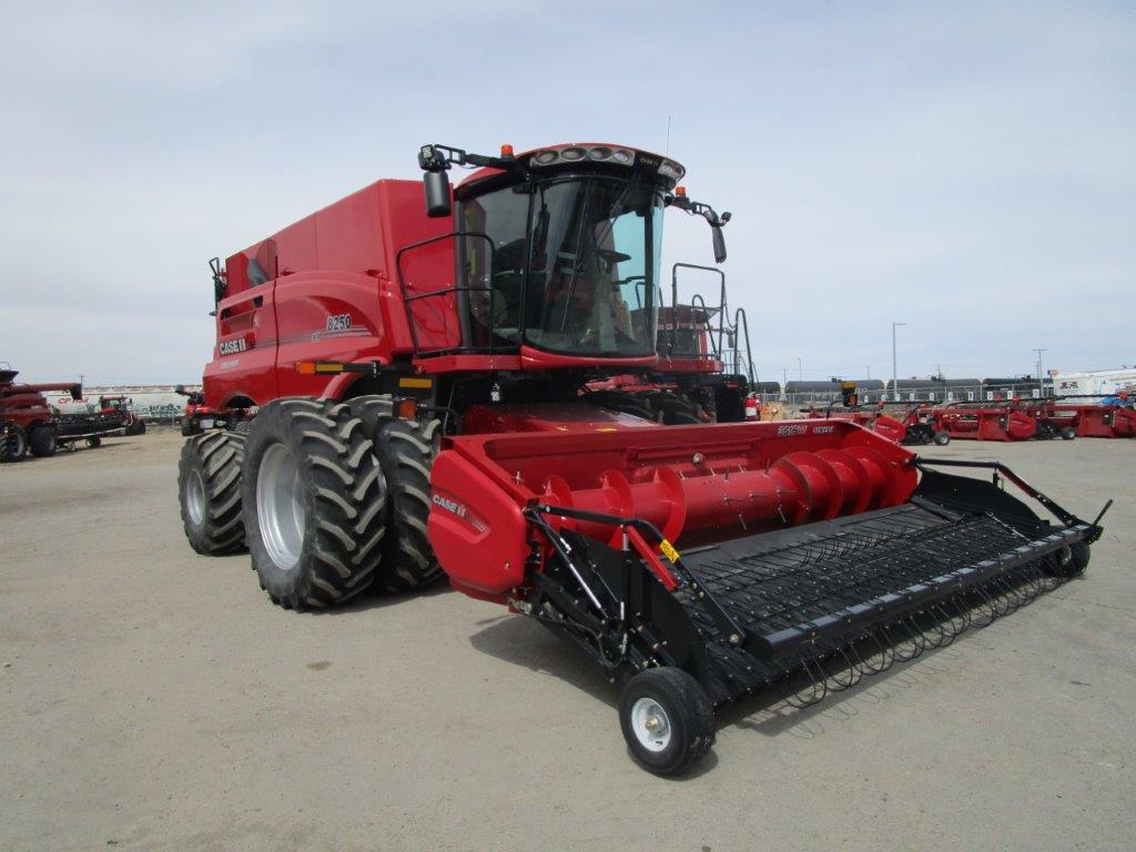 2022 Case 8250 Combine