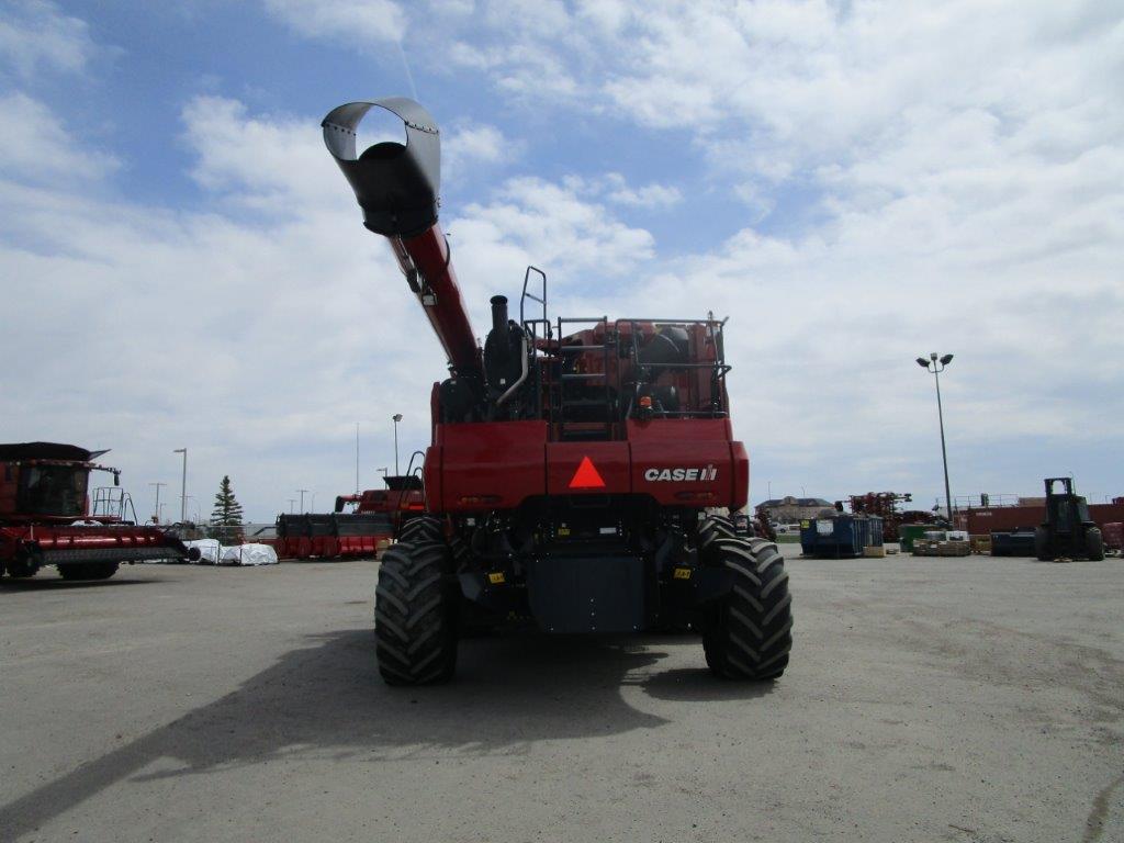 2022 Case 8250 Combine