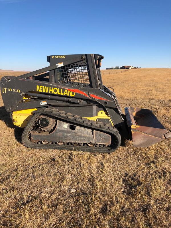 2006 New Holland LT185B Compact Track Loader