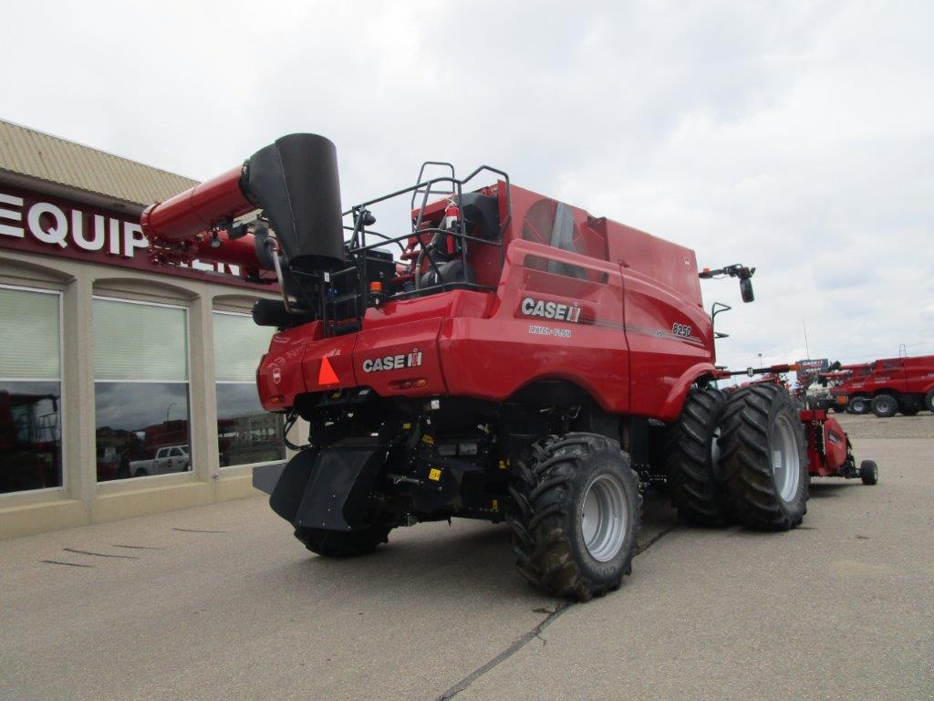 2020 Case 8250 Combine