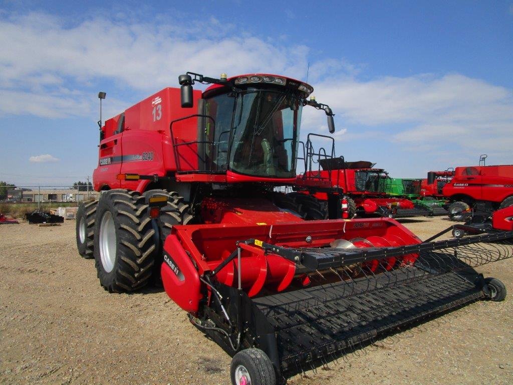 2018 Case 8240 Combine