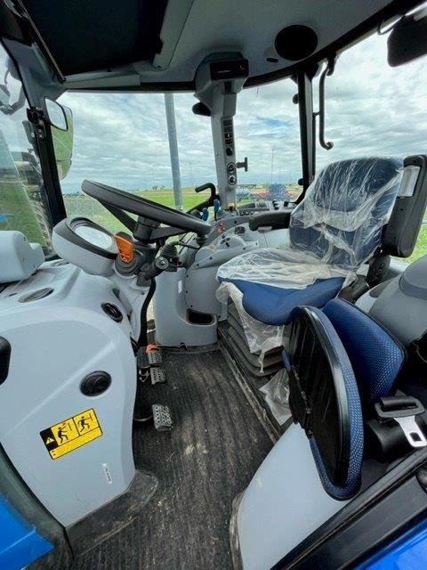 2021 New Holland T5.120 Tractor