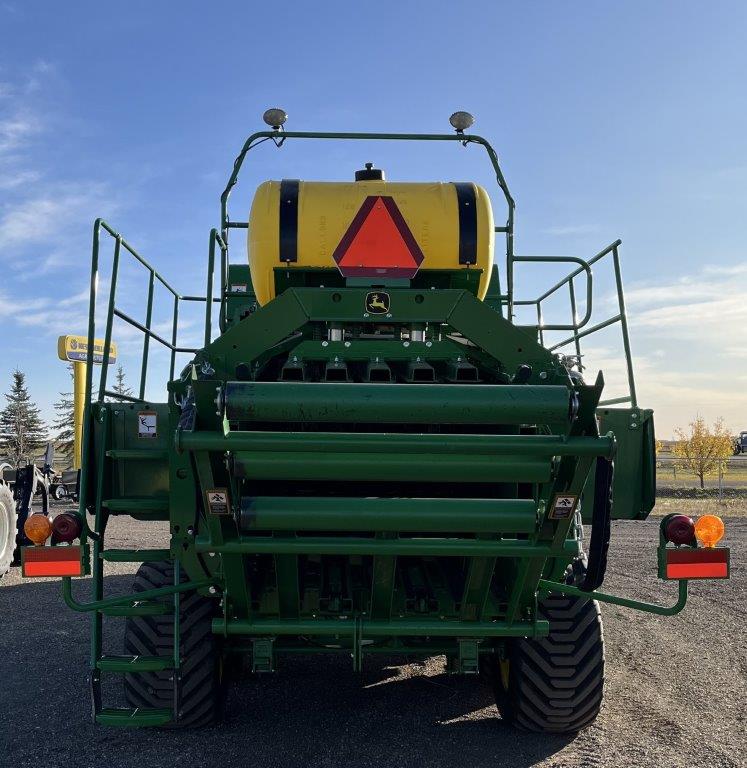 2020 John Deere L341 Baler/Round