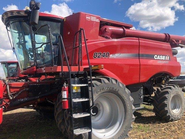 2018 Case 8240 Combine