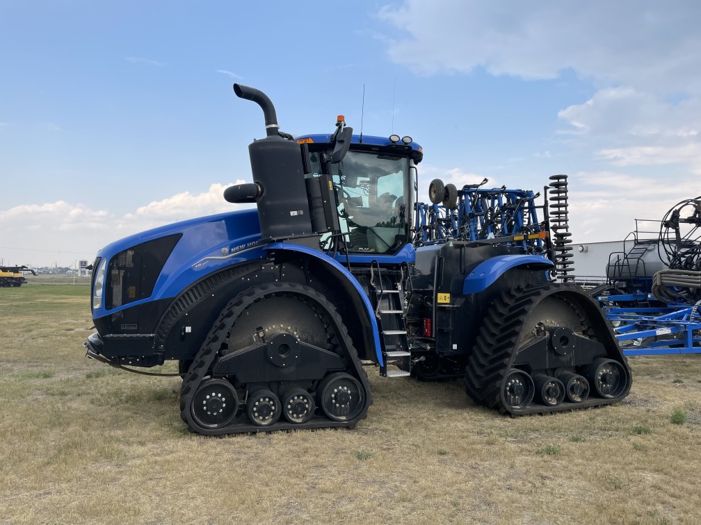 2022 New Holland T9.700Q Tractor Rubber Track