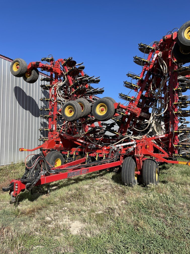 2015 Bourgault 3320-76 Seeding Tool