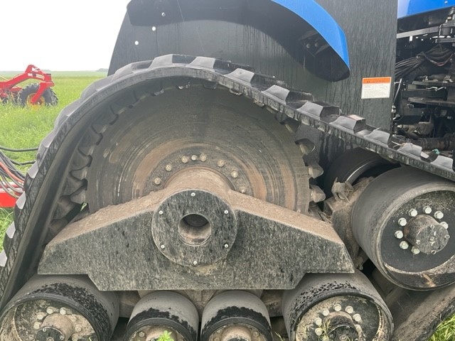 2017 New Holland T9.645Q Tractor Rubber Track