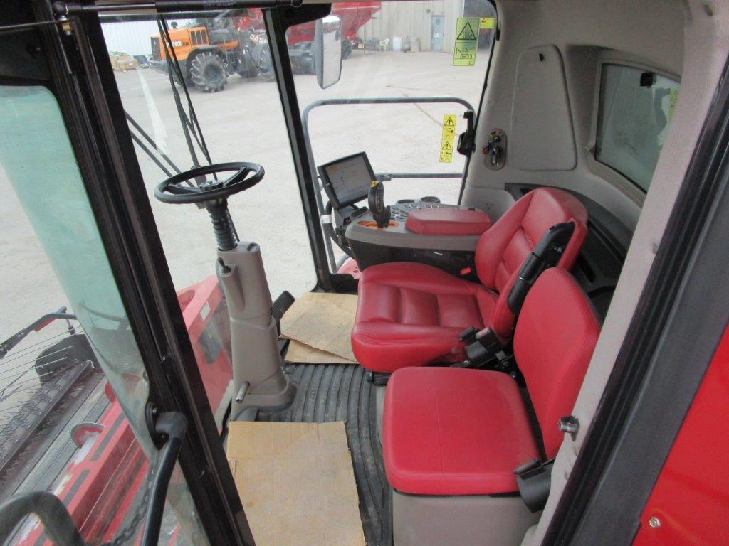 2017 Case 8240 Combine