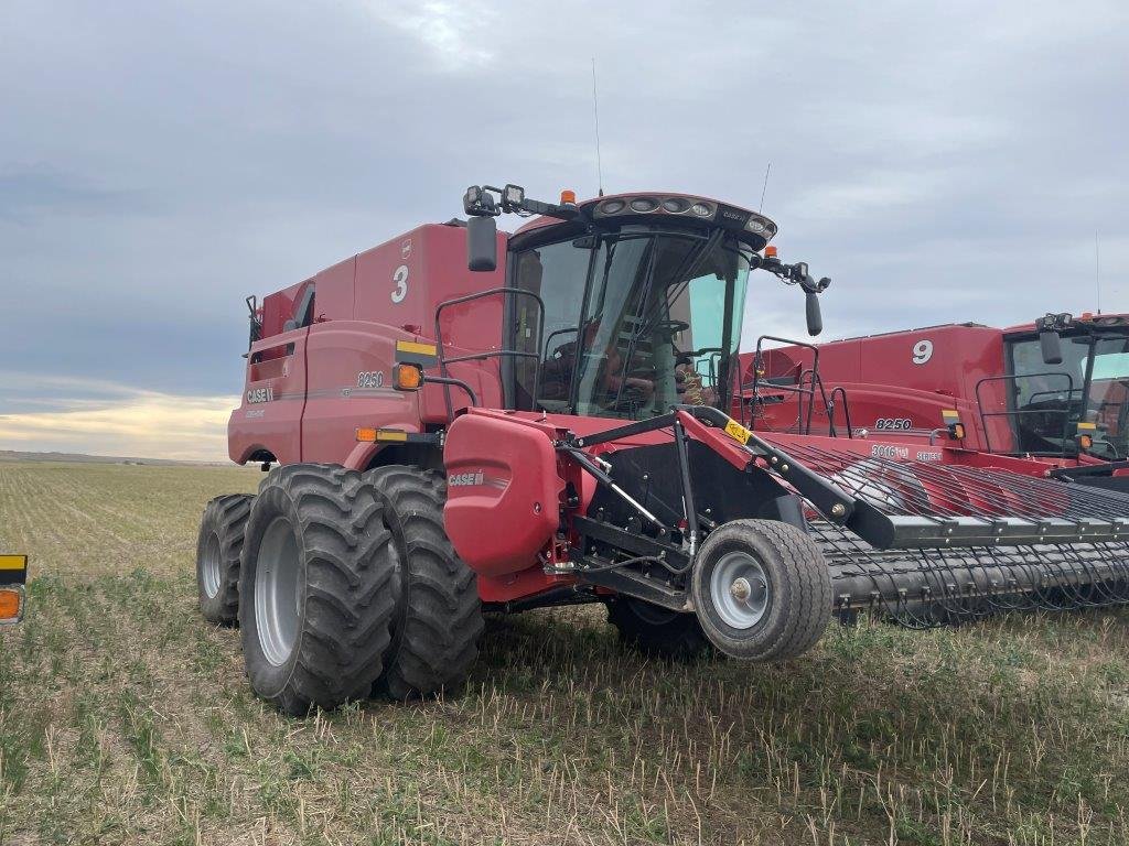 2023 Case 8250 Combine
