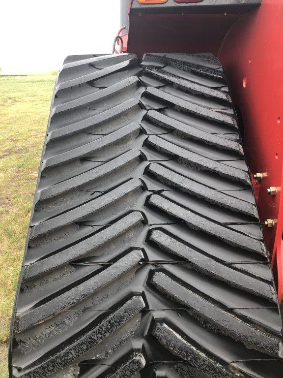 2020 Case 620Q Tractor Rubber Track