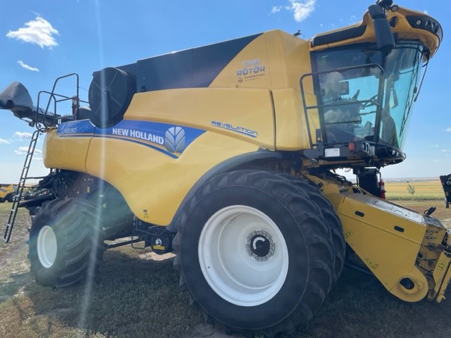 2018 New Holland CR8.90 Combine