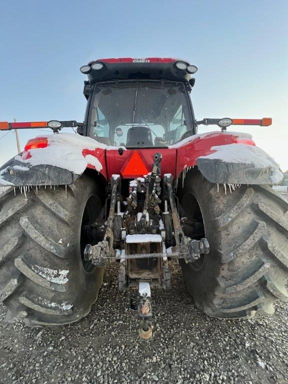 2022 Case MAG200 Tractor