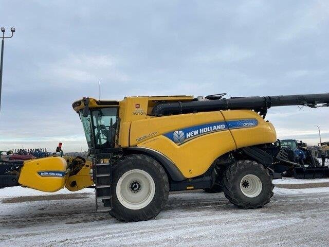 2021 New Holland CR9.90 Combine