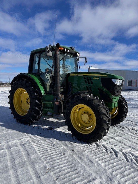 2014 John Deere 6115M Tractor