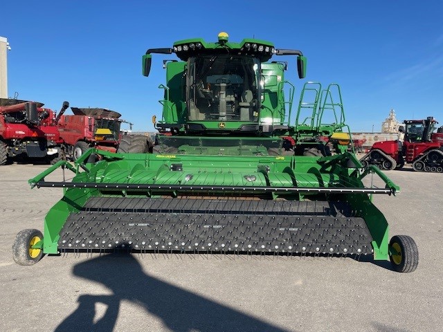 2022 John Deere X9 1000 Combine