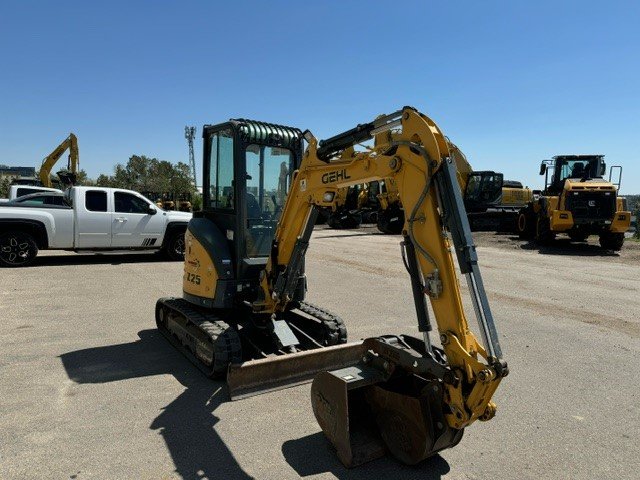 2015 Gehl Z25 Excavator