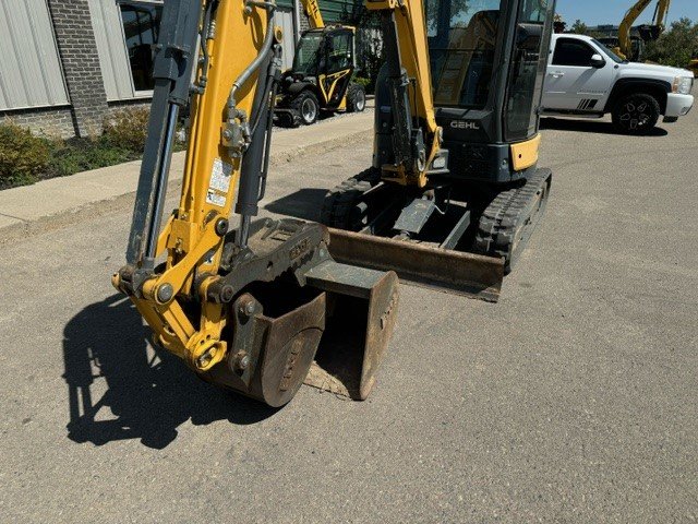 2015 Gehl Z25 Excavator