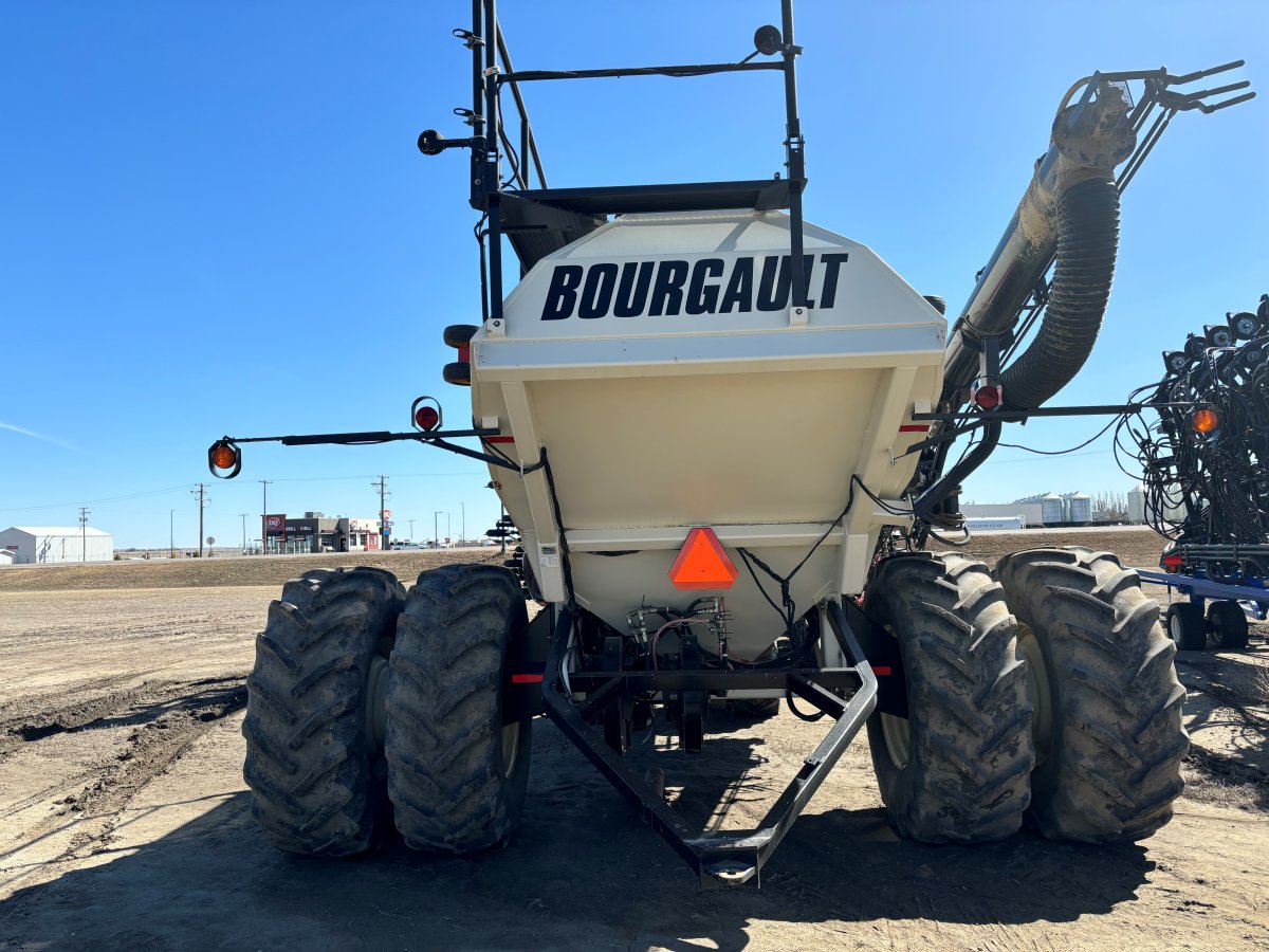 2012 Bourgault 3320-76 Seeding Tool