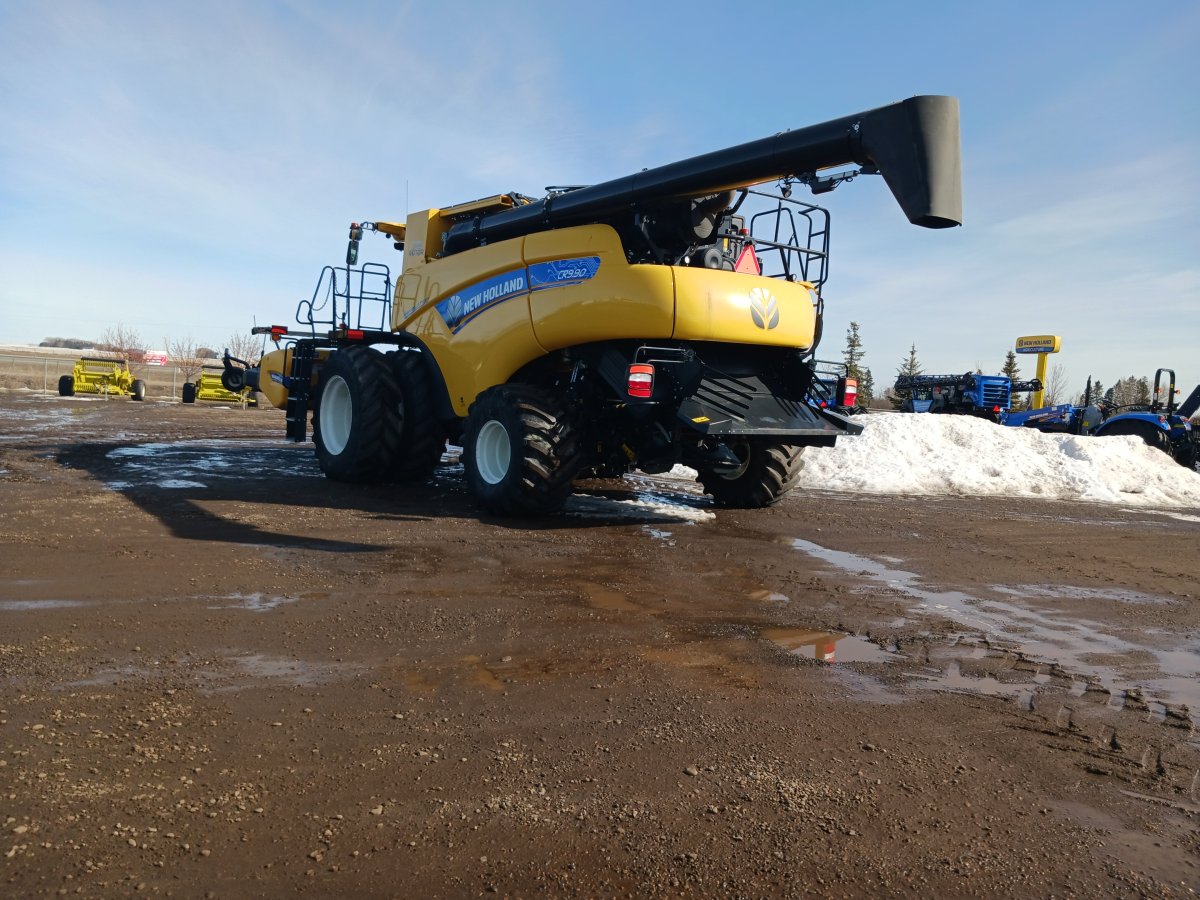 2019 New Holland CR9.90 Combine