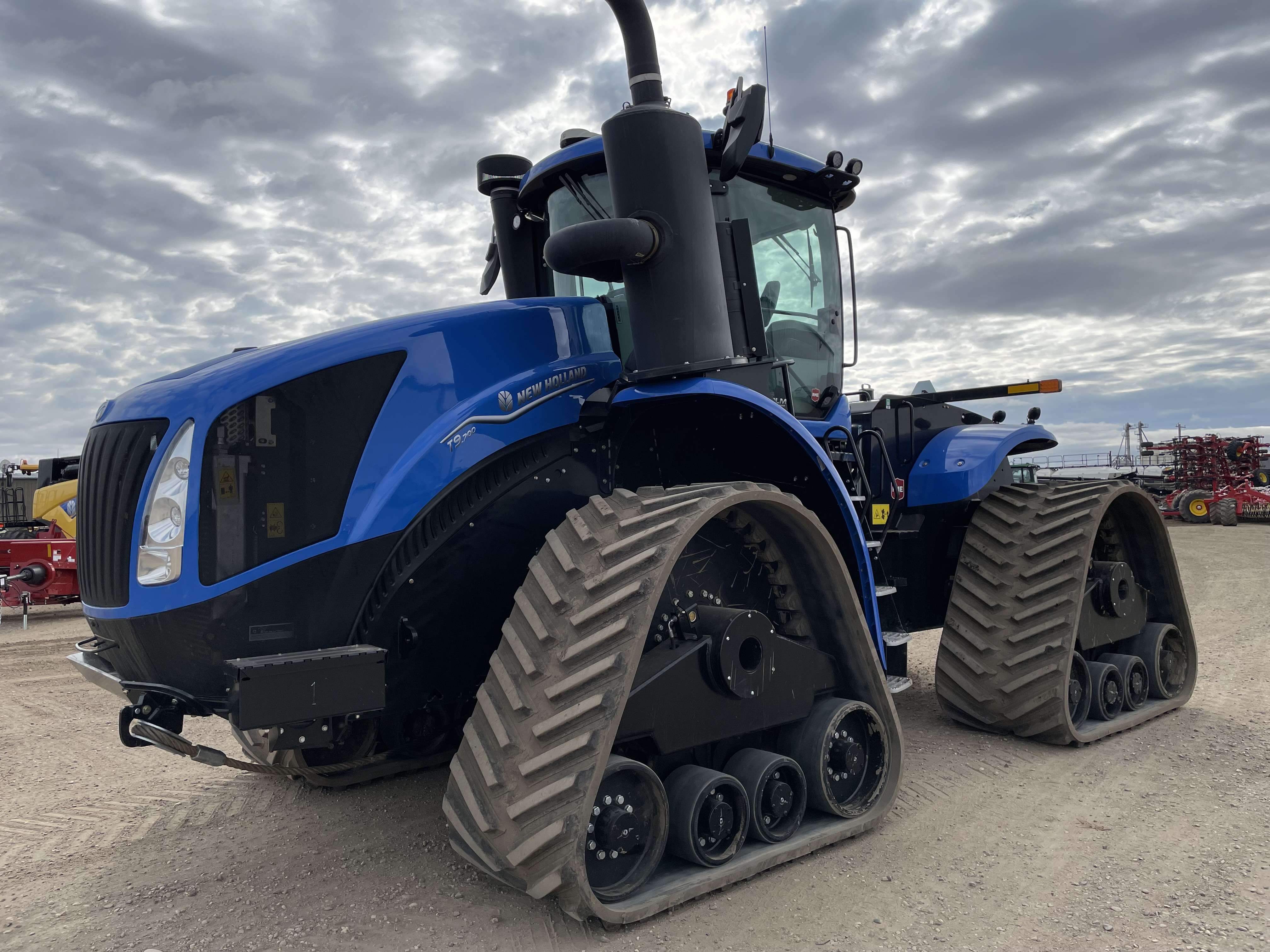 2022 New Holland T9.700Q Tractor Rubber Track