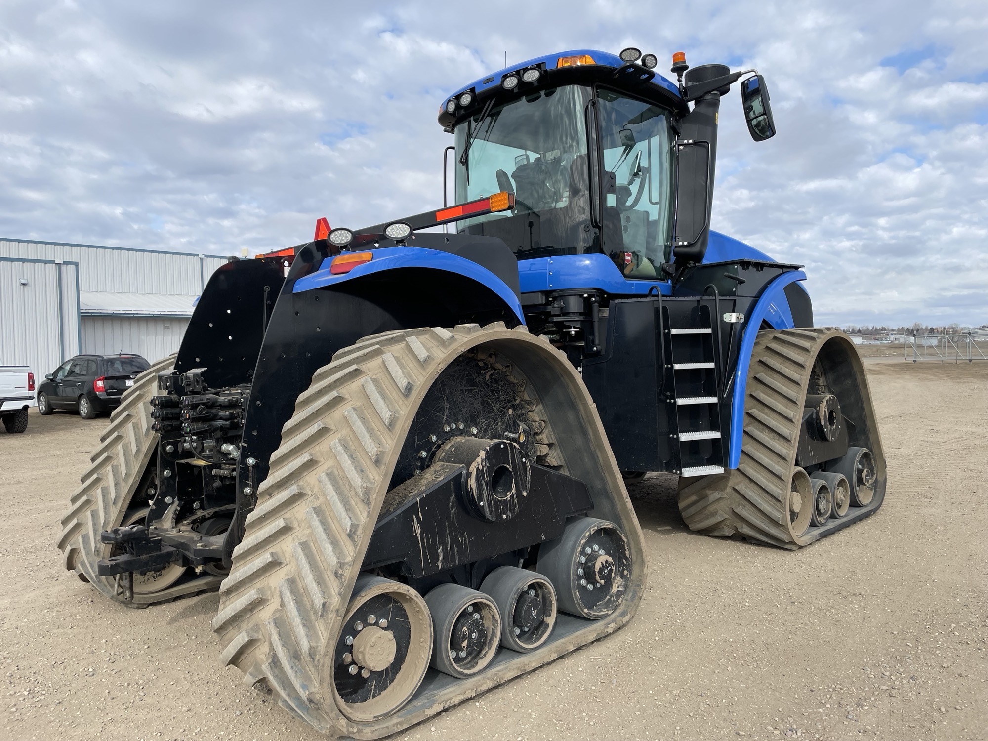 2022 New Holland T9.700Q Tractor Rubber Track